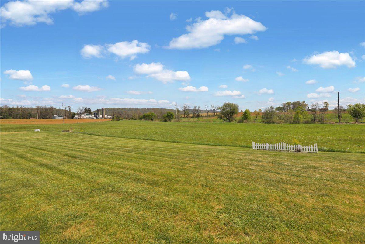 MIDDLECREEK FARMS - Residential