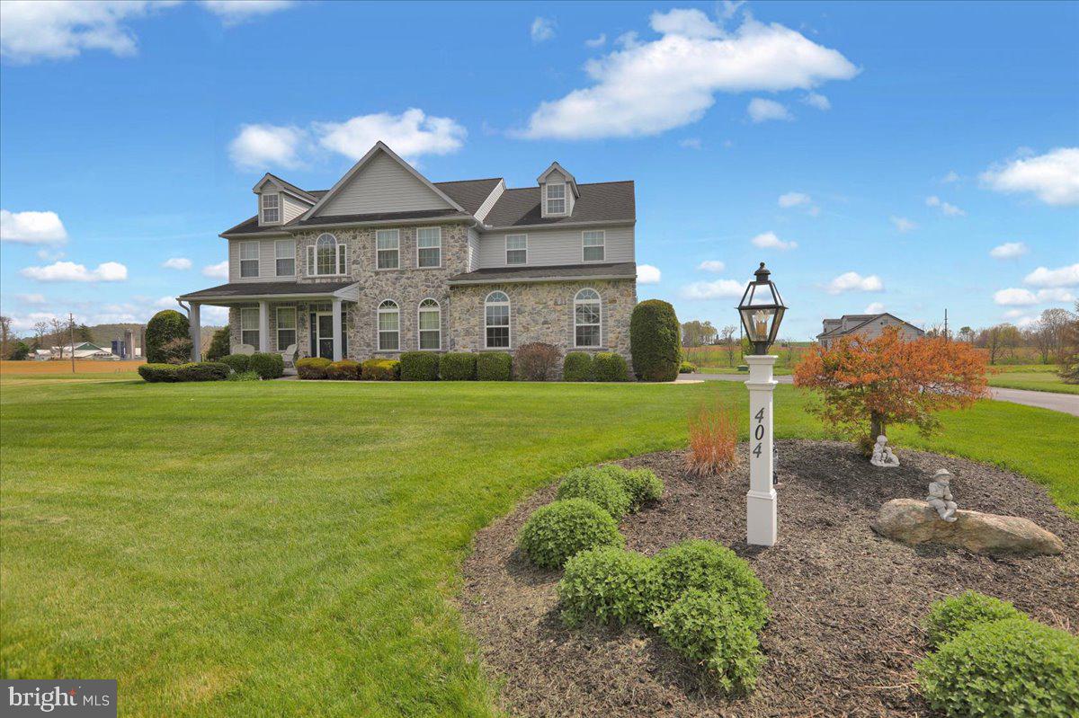 MIDDLECREEK FARMS - Residential