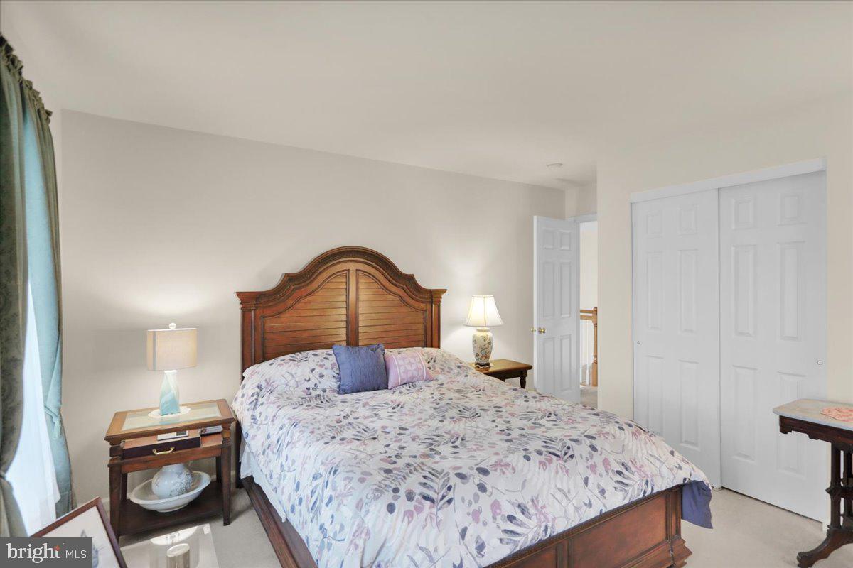 MIDDLECREEK FARMS - Residential