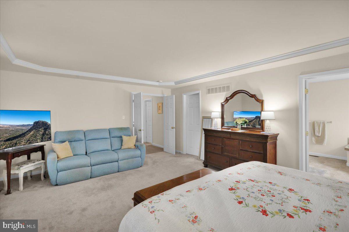 MIDDLECREEK FARMS - Residential