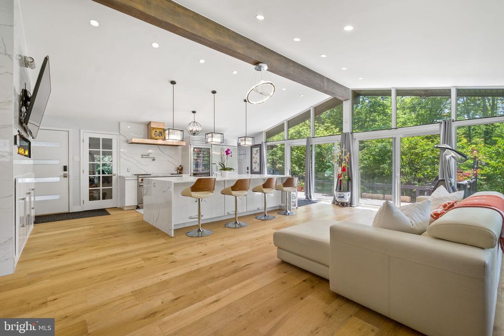 Photo of 9005 Southwick Street, FAIRFAX, VA 22031 (MLS # VAFX2263744)