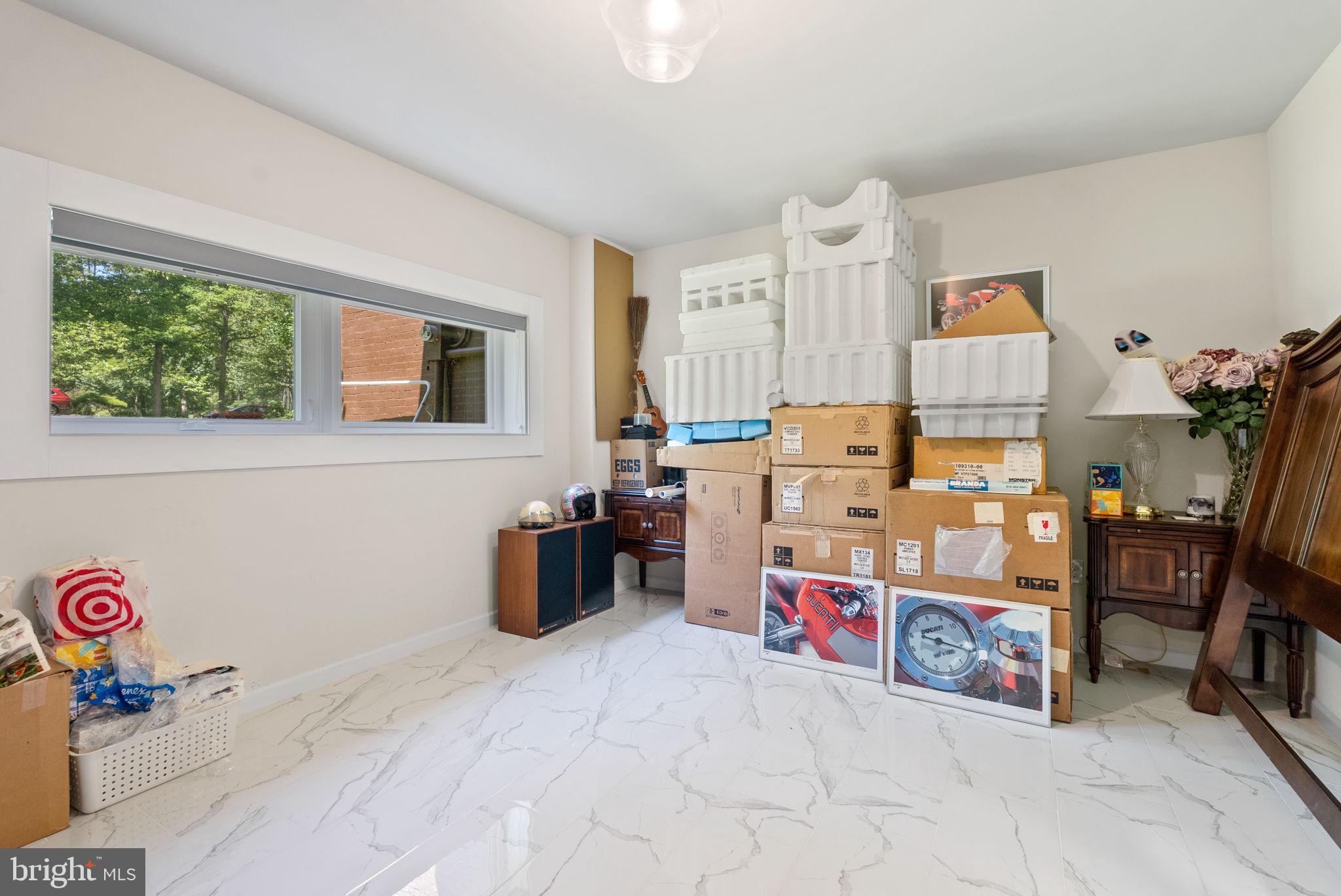 MANTUA - Residential