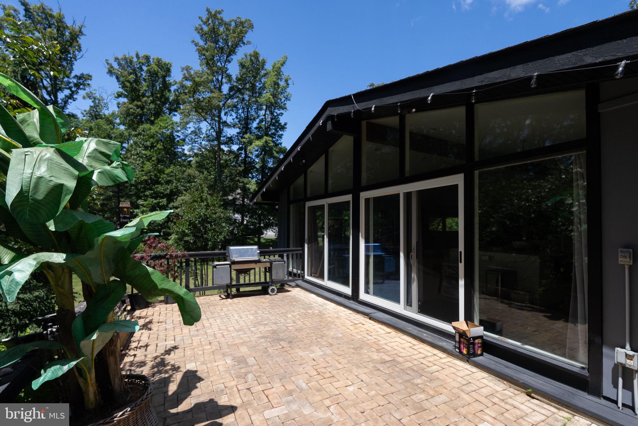 MANTUA - Residential