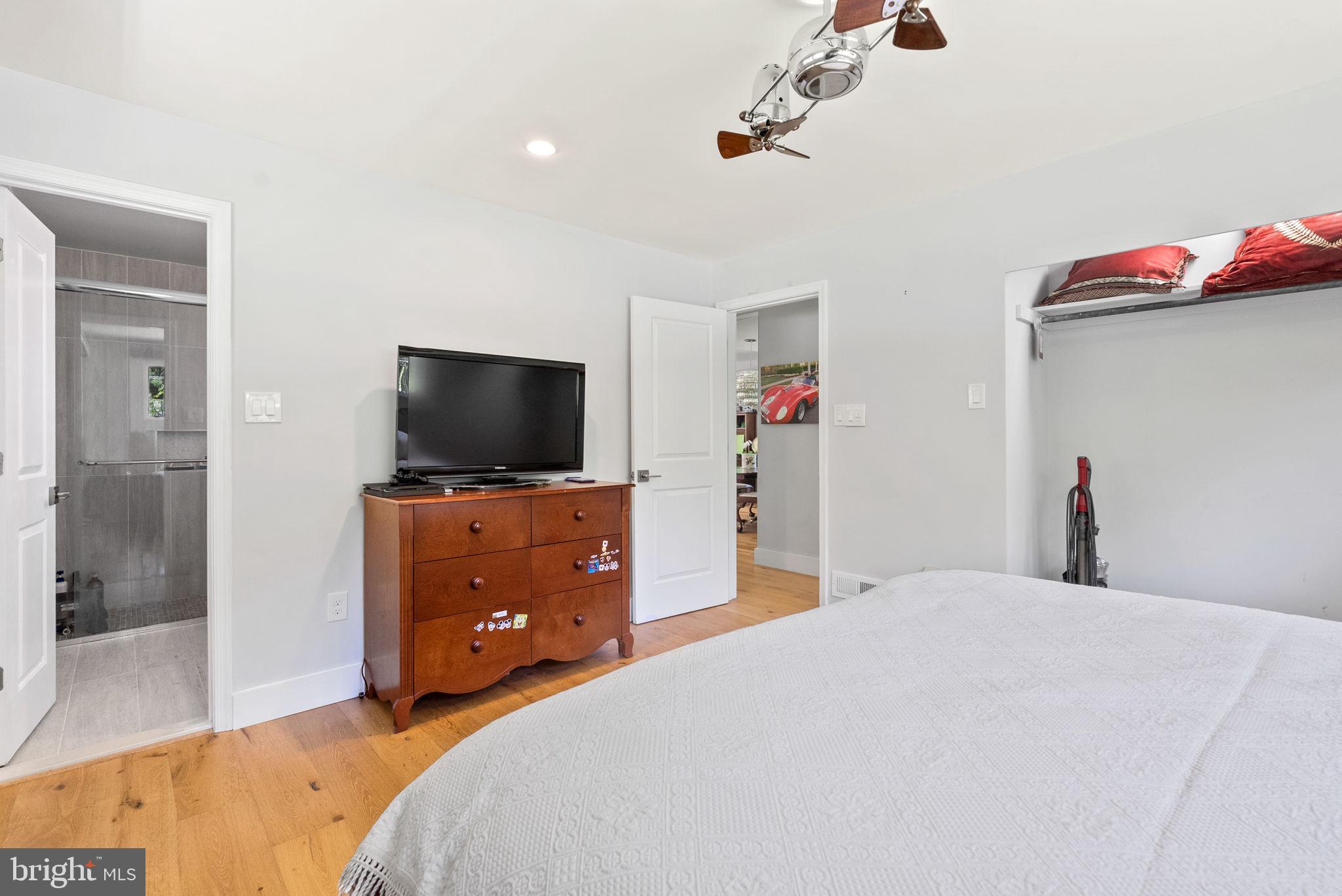 MANTUA - Residential