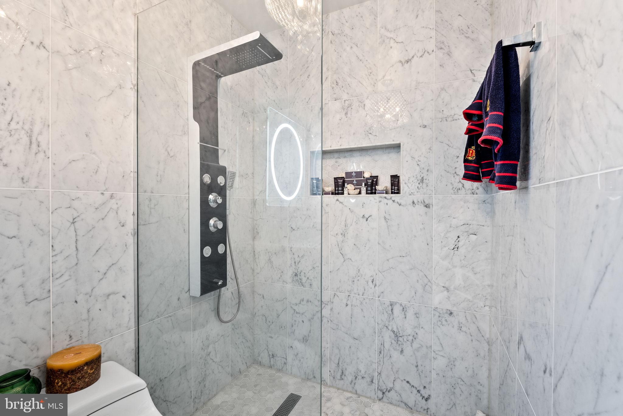 MANTUA - Residential