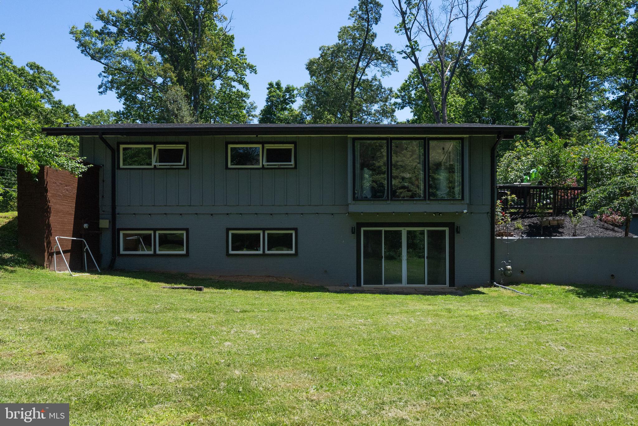 MANTUA - Residential