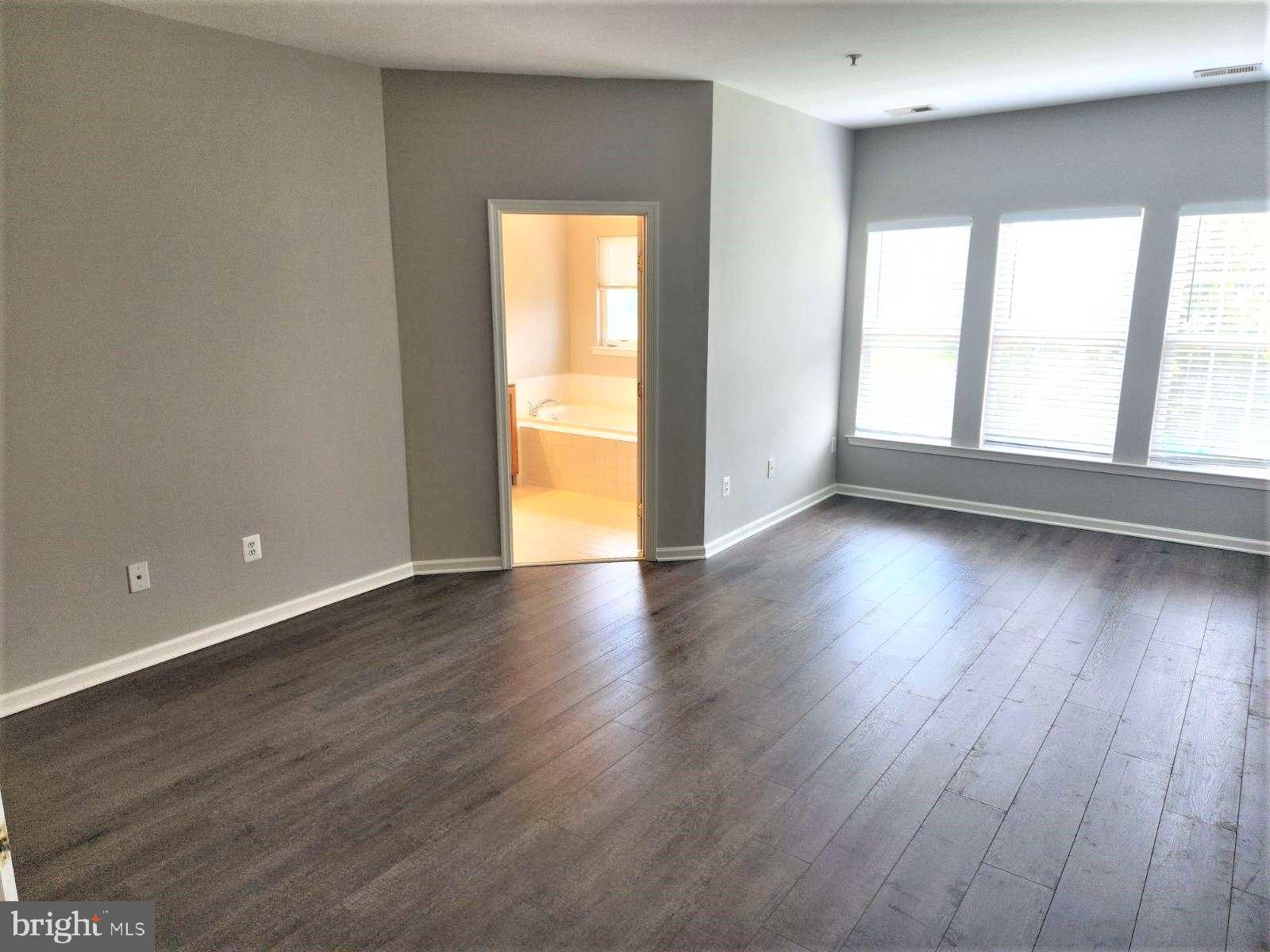 VILLAGES OF URBANA - Residential Lease