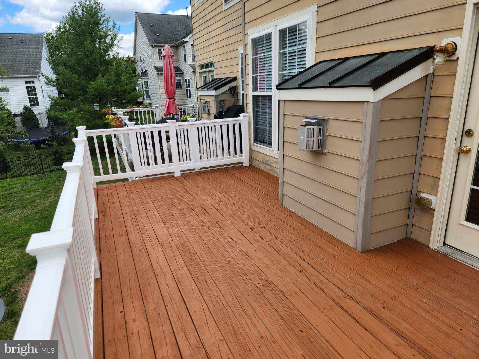 VILLAGES OF URBANA - Residential Lease