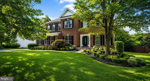 Photo of 22082 Water Run Court, ASHBURN, VA 20148 (MLS # VALO2131576)