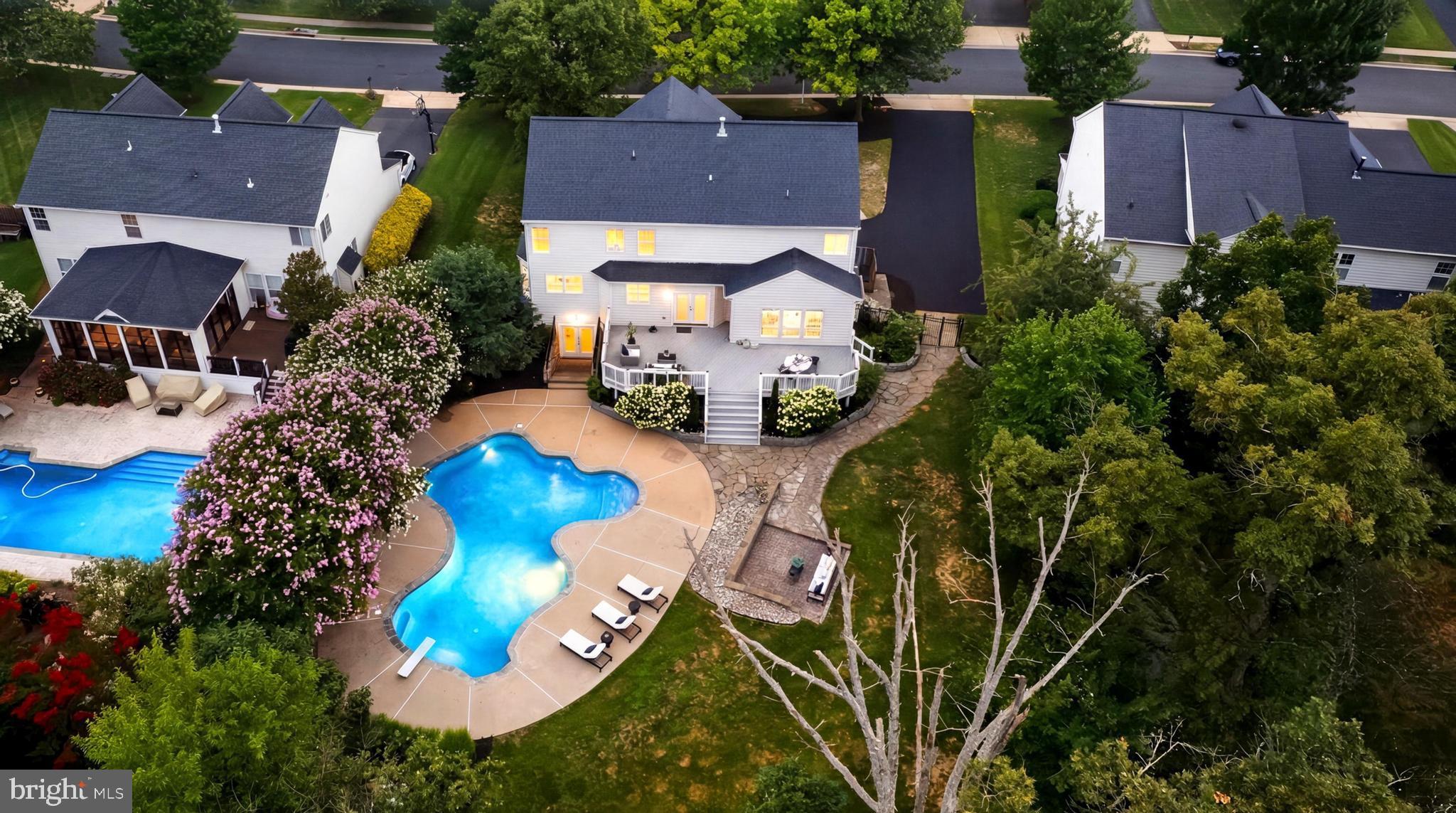 22082 WATER RUN COURT