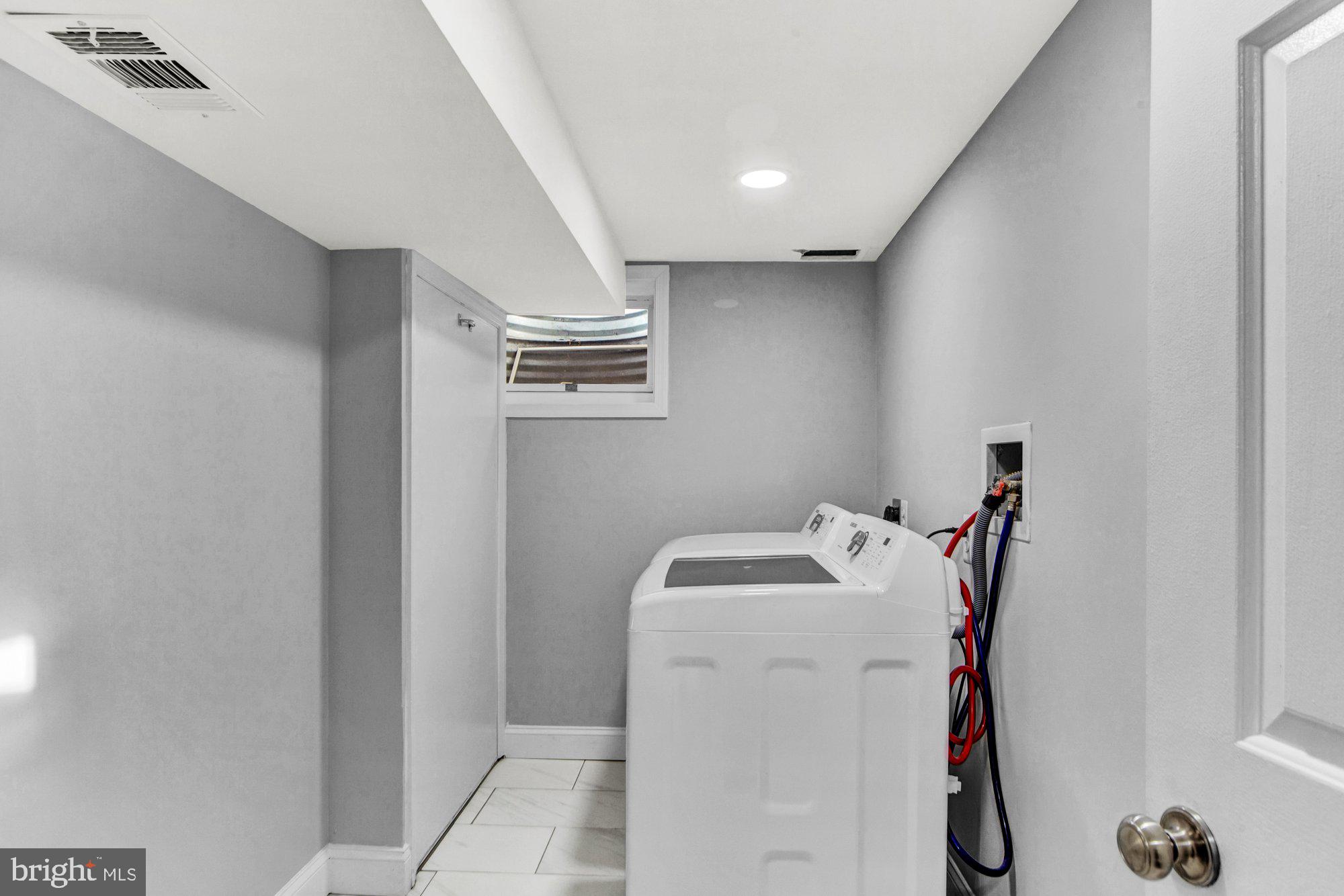 FOREST ESTATES - Residential