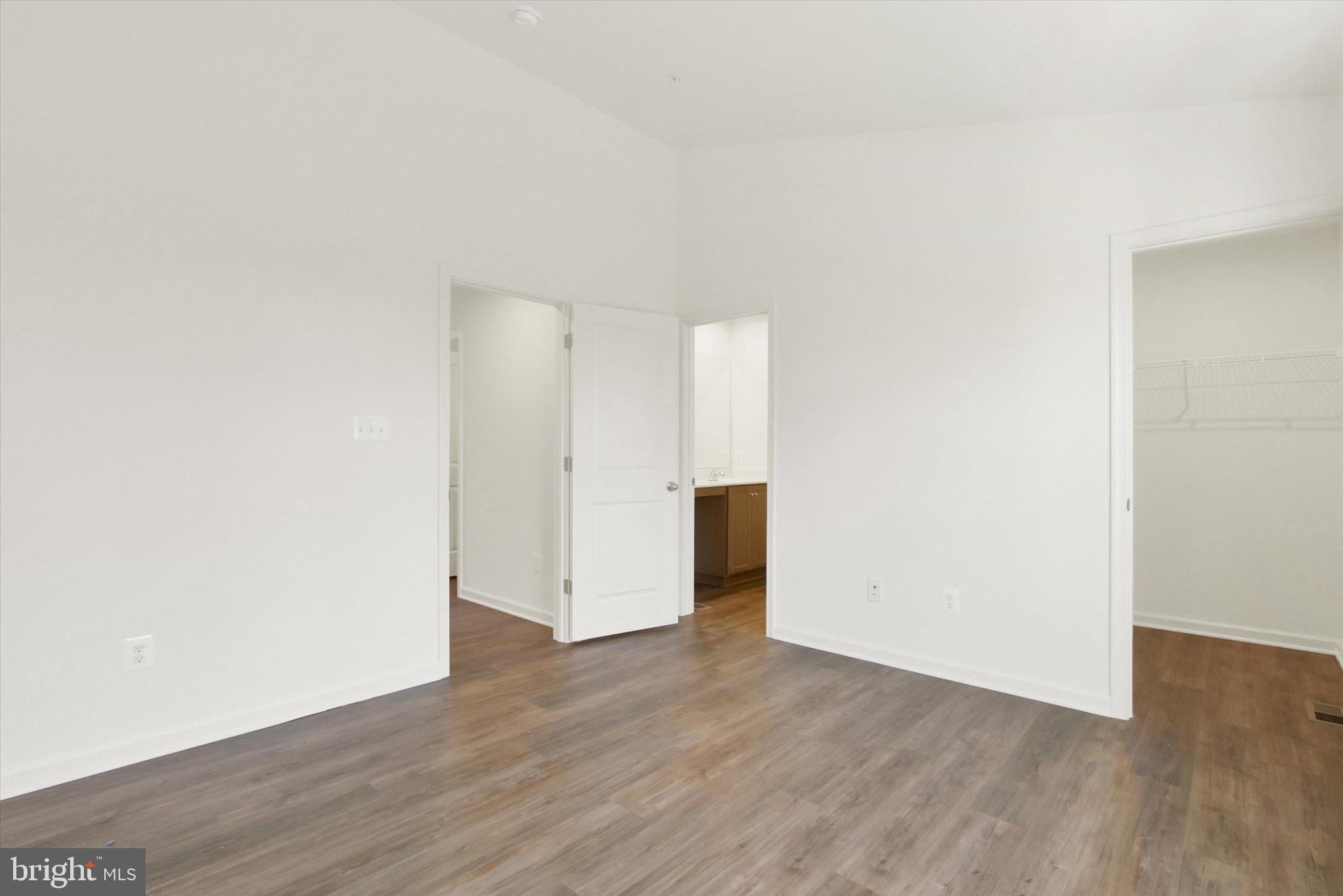 HOMESTEAD ACRES - Residential Lease