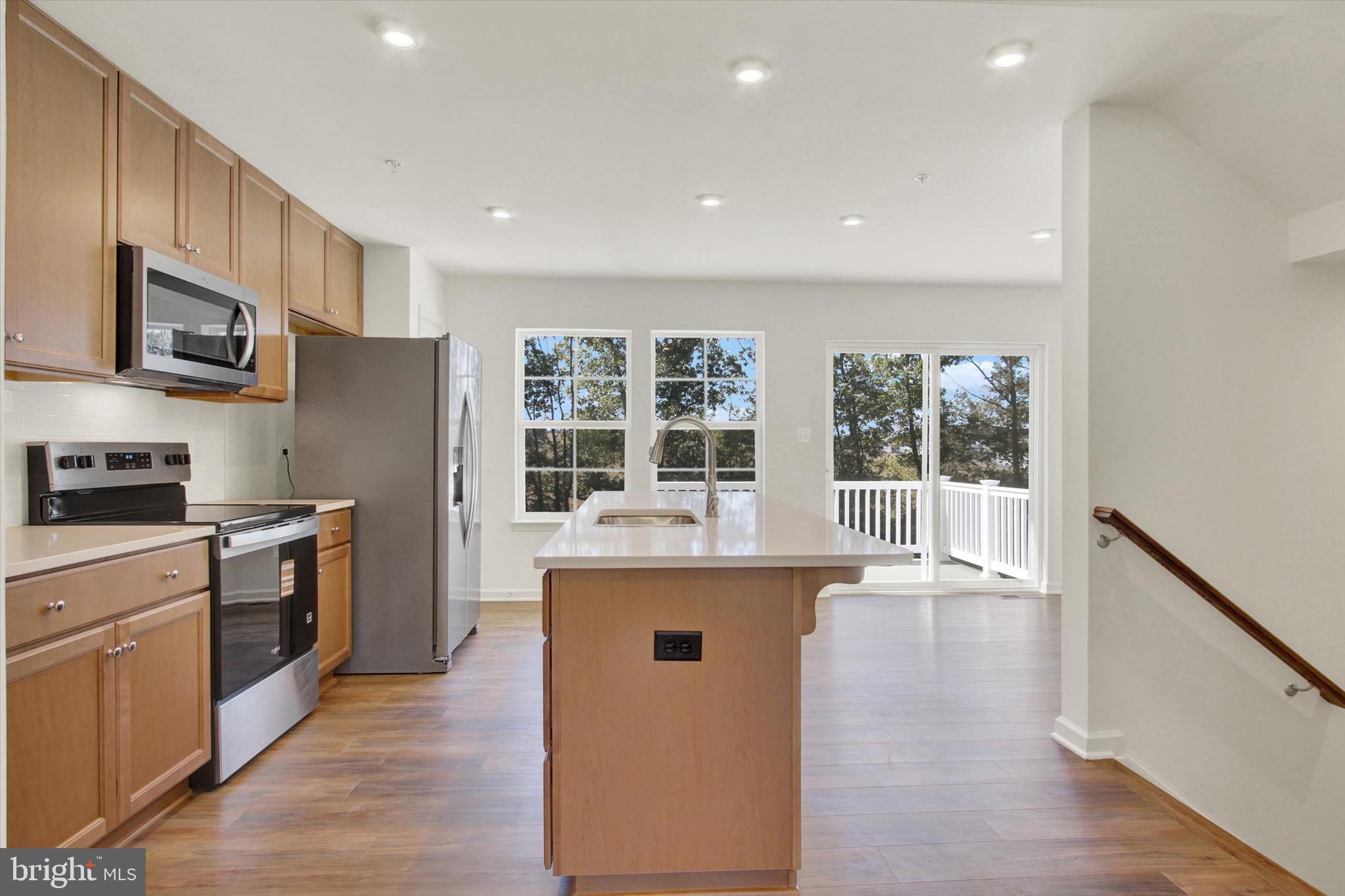 HOMESTEAD ACRES - Residential Lease