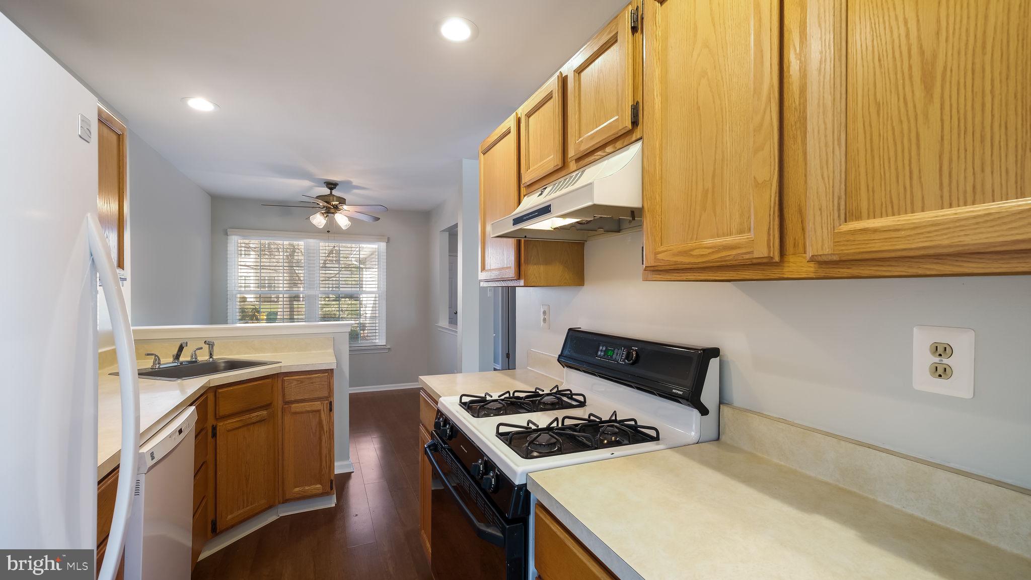 BROOKSTONE - Residential