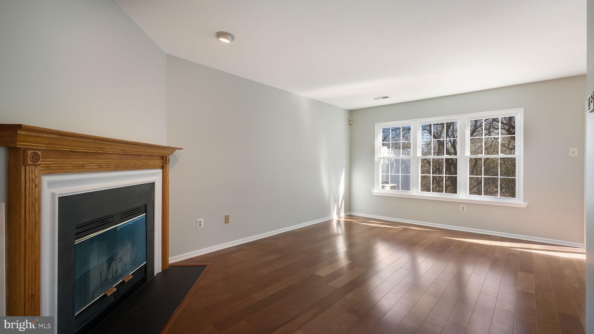 BROOKSTONE - Residential