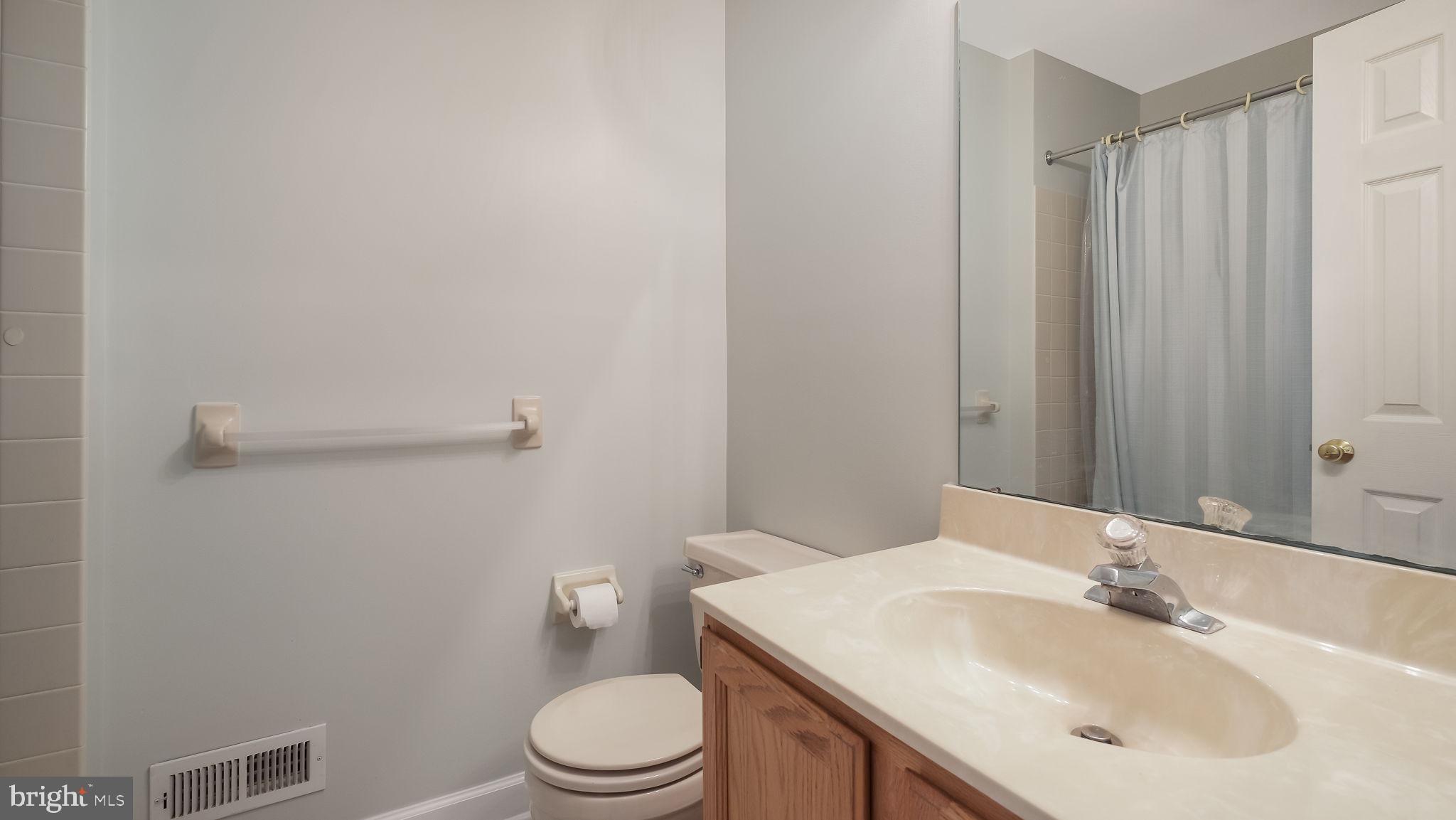 BROOKSTONE - Residential