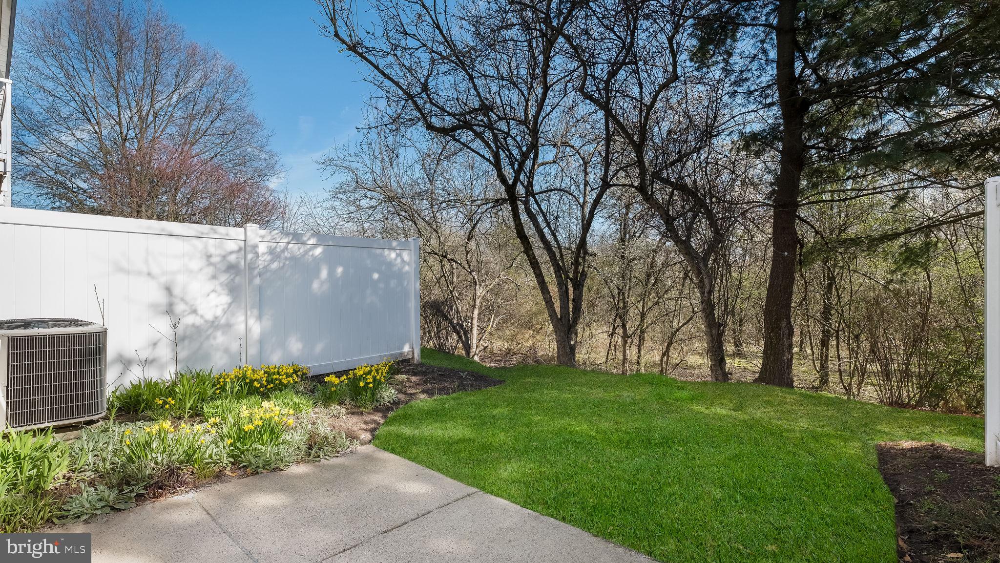 BROOKSTONE - Residential