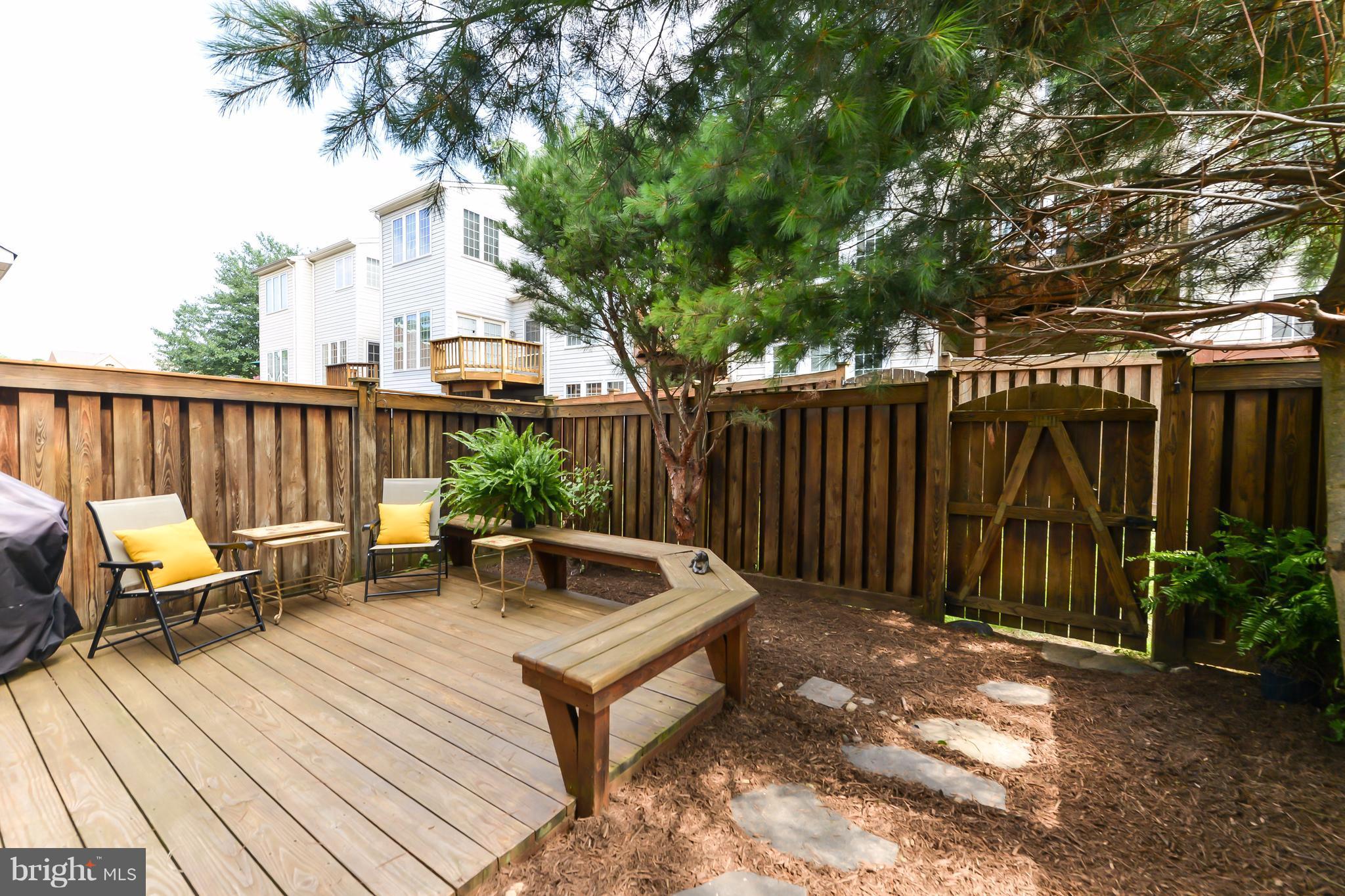 RANDOM HILLS LAND BAY - Residential