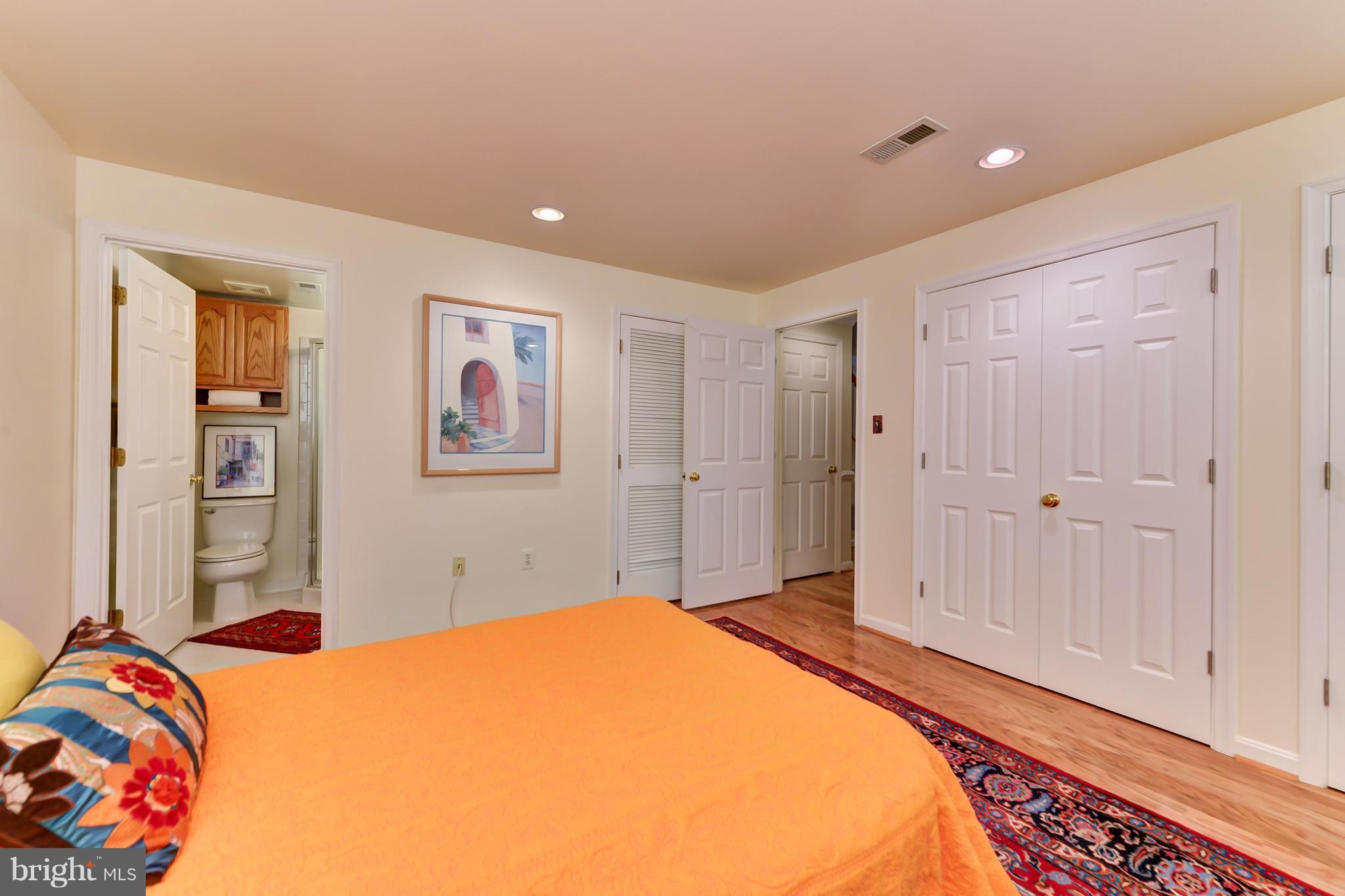 RANDOM HILLS LAND BAY - Residential