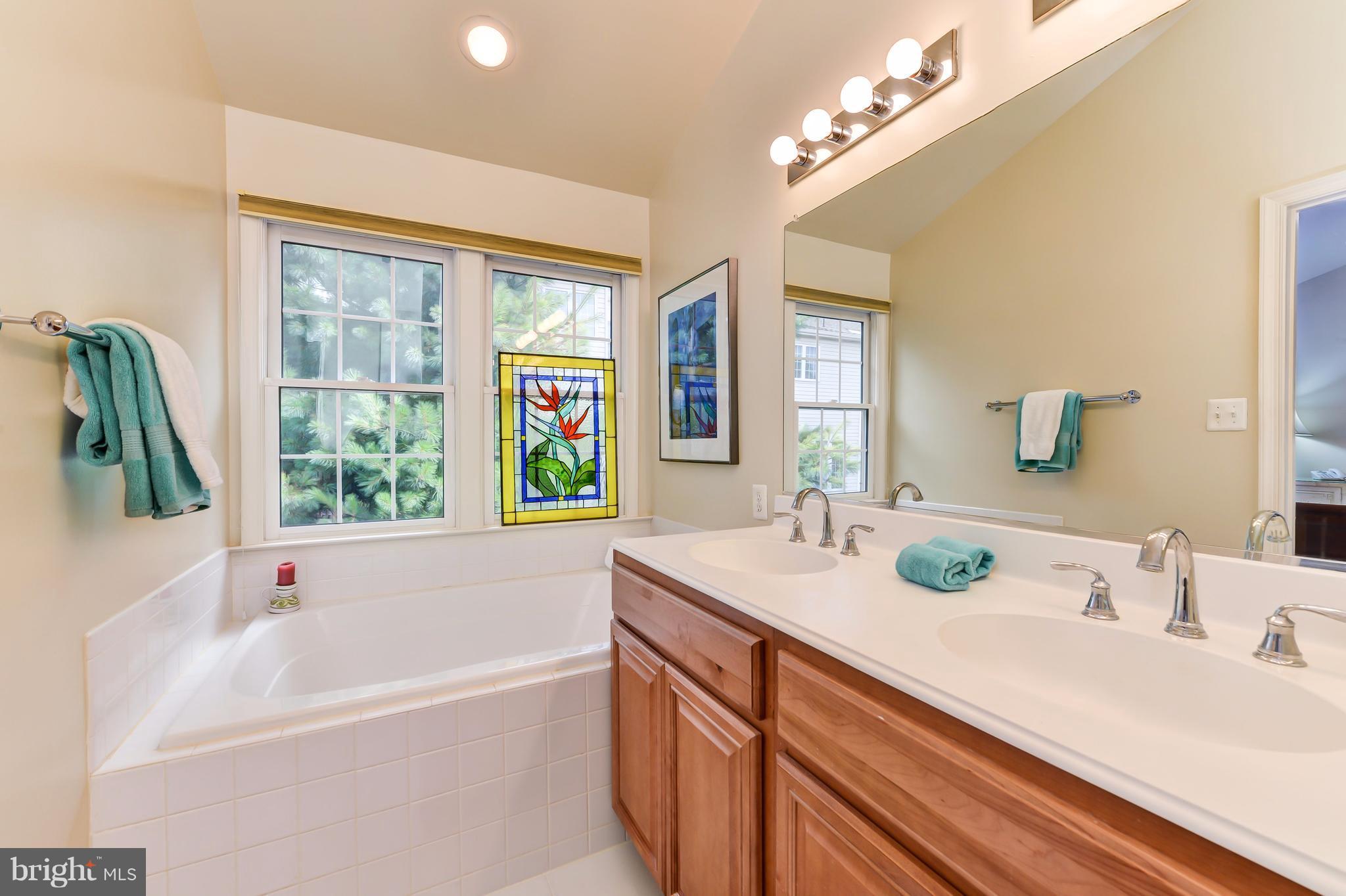 RANDOM HILLS LAND BAY - Residential