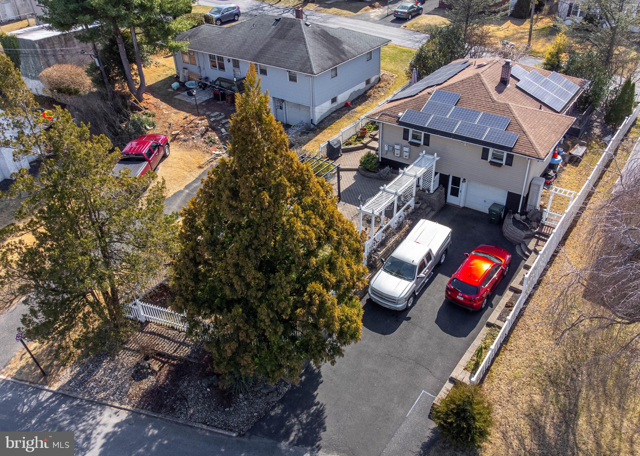 ROSLYN - Residential