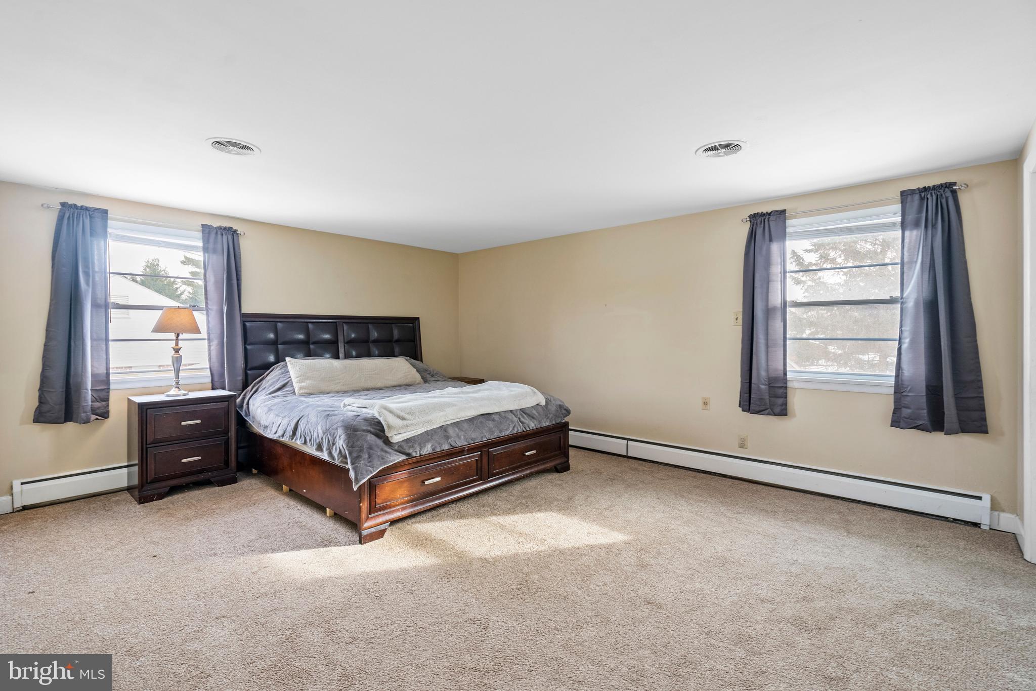 ROSEMONT - Residential