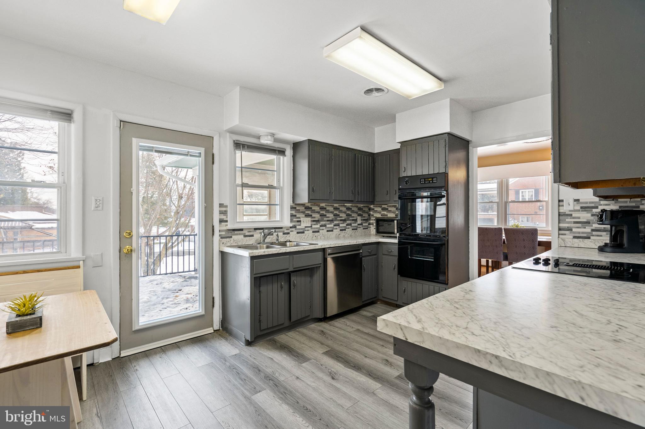 ROSEMONT - Residential