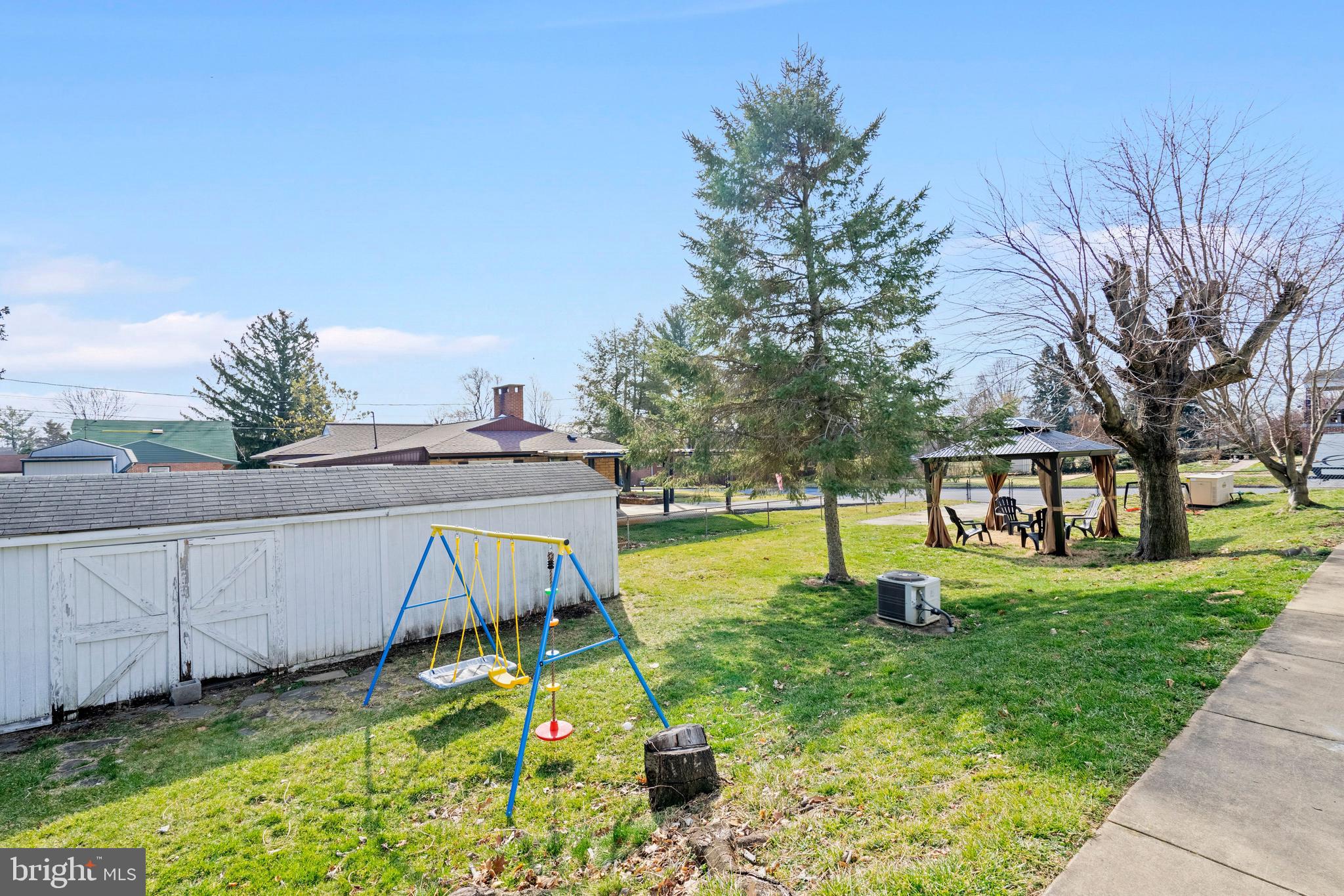 ROSEMONT - Residential