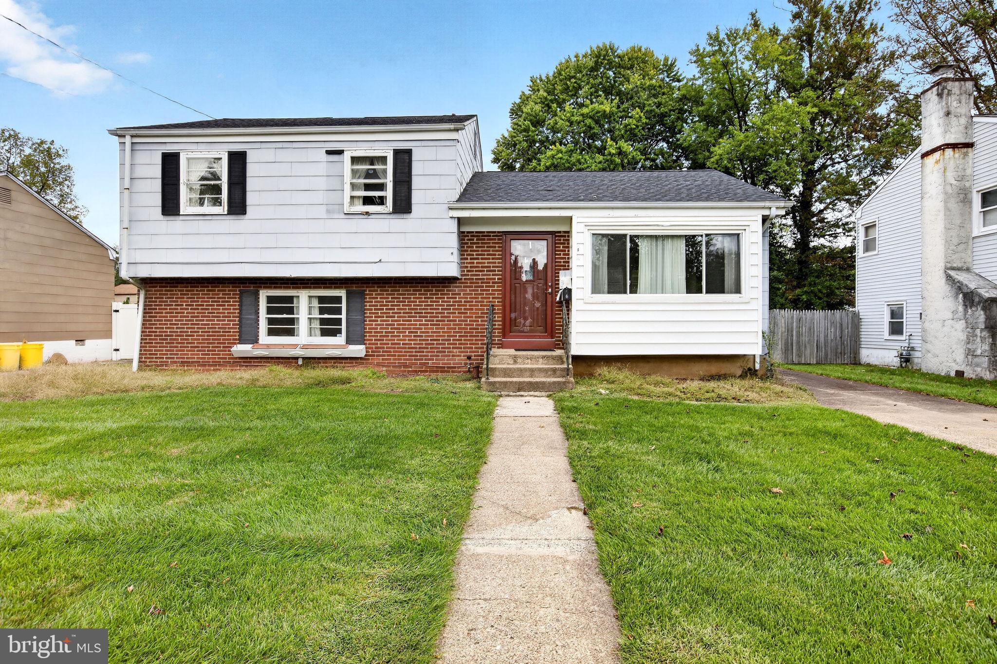 6 WICKFORD AVENUE
