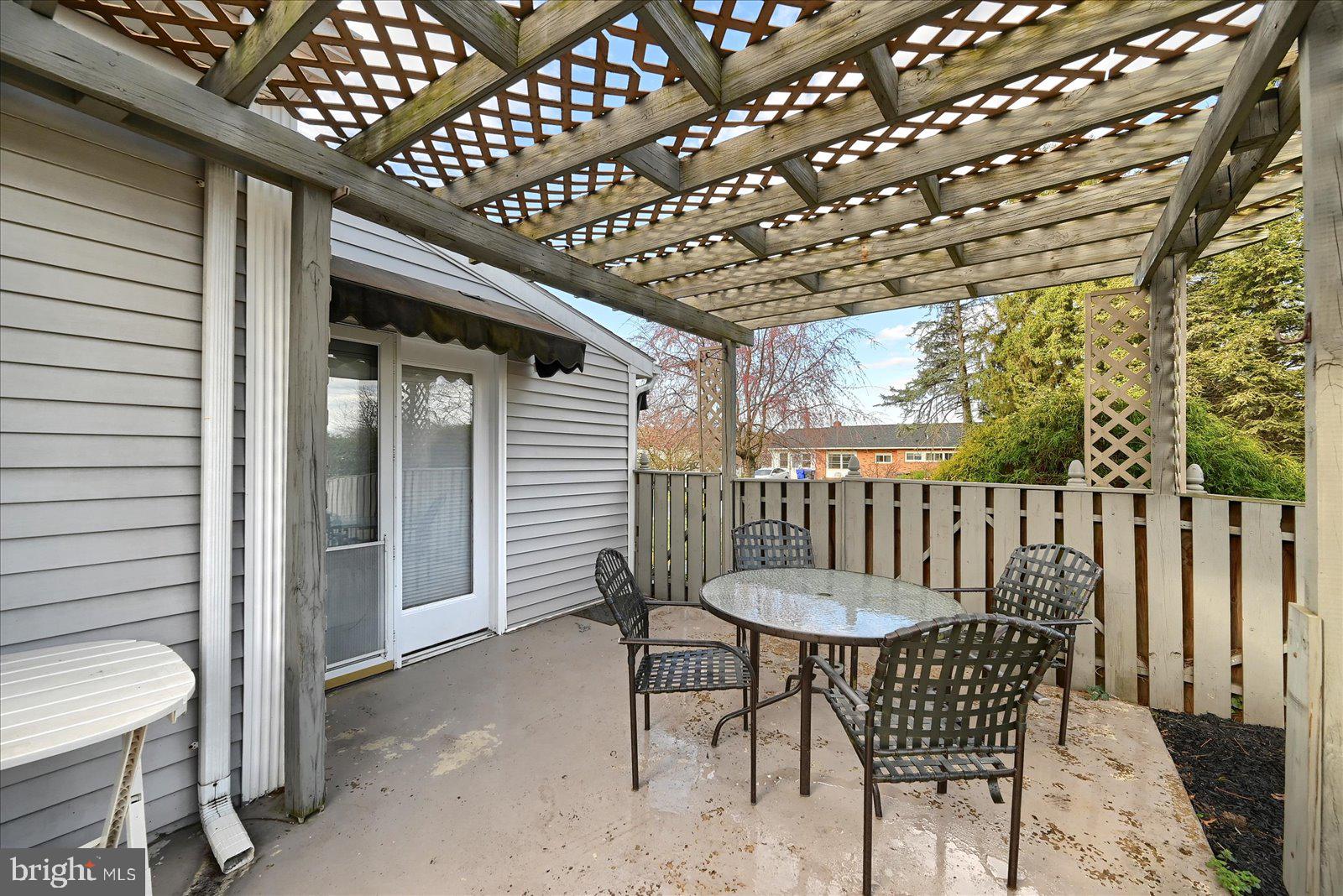 FAYFIELD - Residential