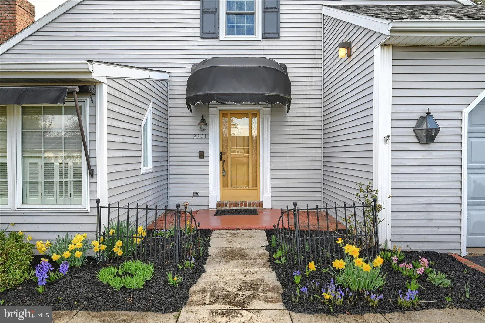 York, Pennsylvania 17402, United States, 2 Bedrooms Bedrooms, ,2 BathroomsBathrooms,Residential,Pending,99604