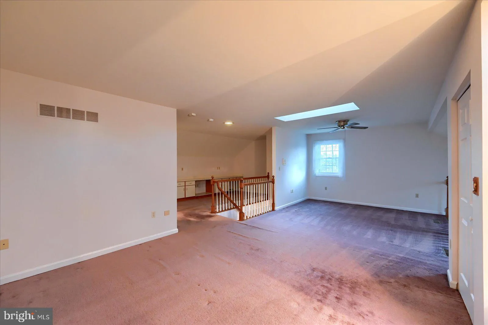 York, Pennsylvania 17402, United States, 2 Bedrooms Bedrooms, ,2 BathroomsBathrooms,Residential,Pending,99604