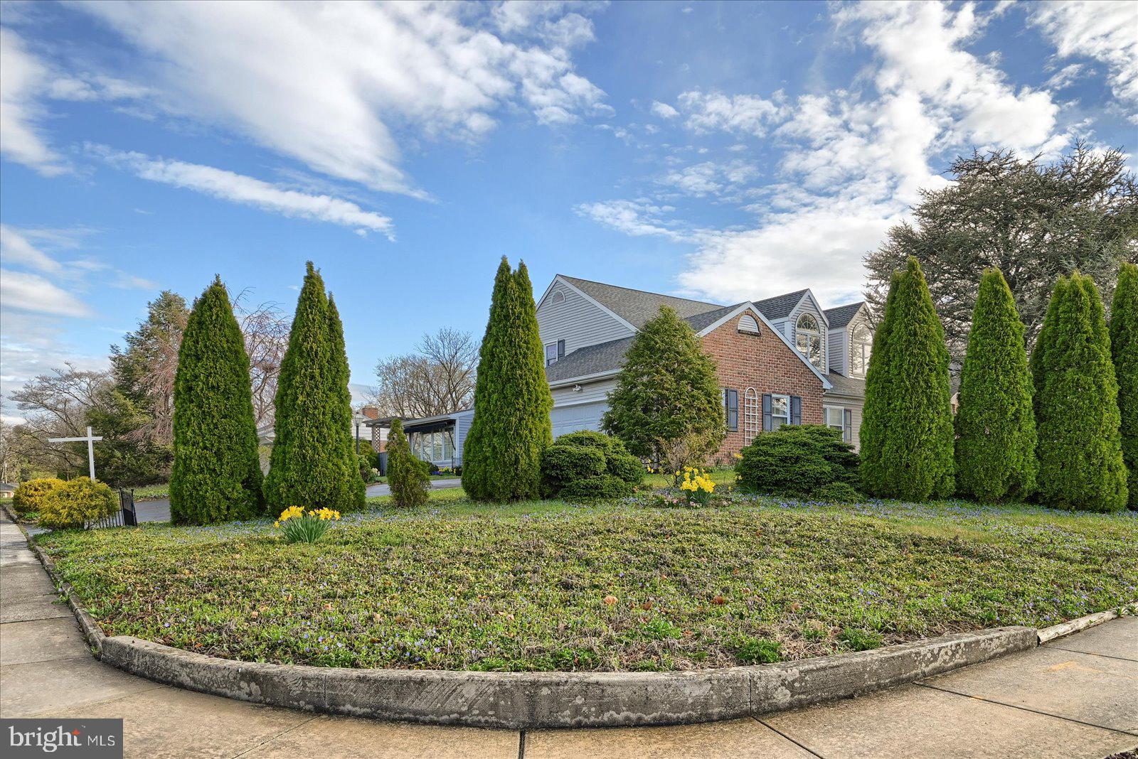 FAYFIELD - Residential