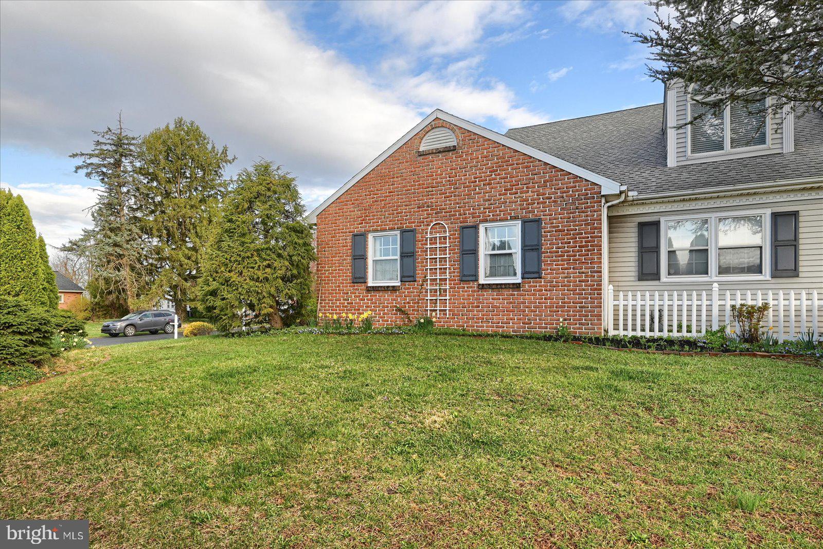 FAYFIELD - Residential