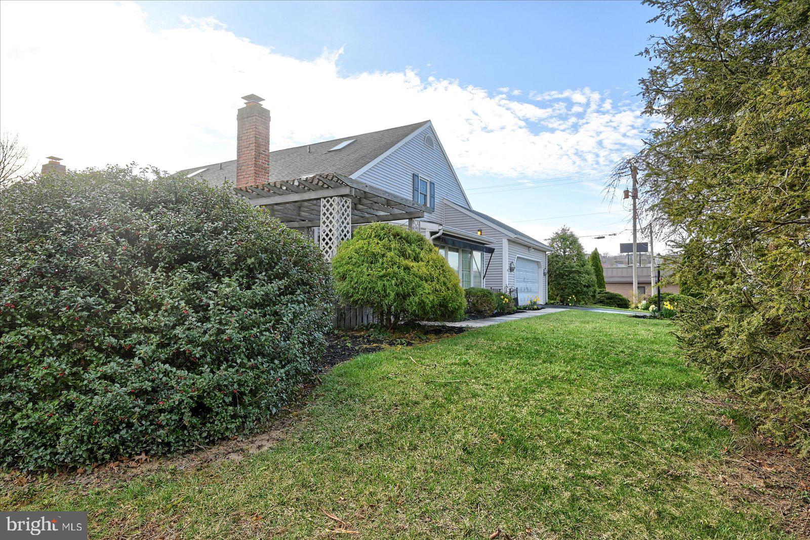 FAYFIELD - Residential