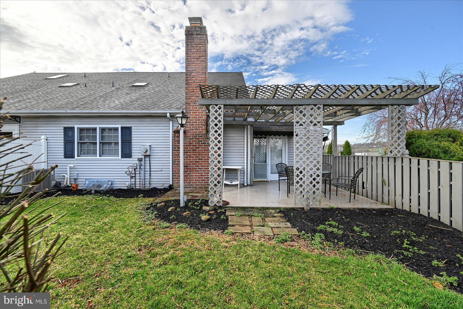 FAYFIELD - Residential