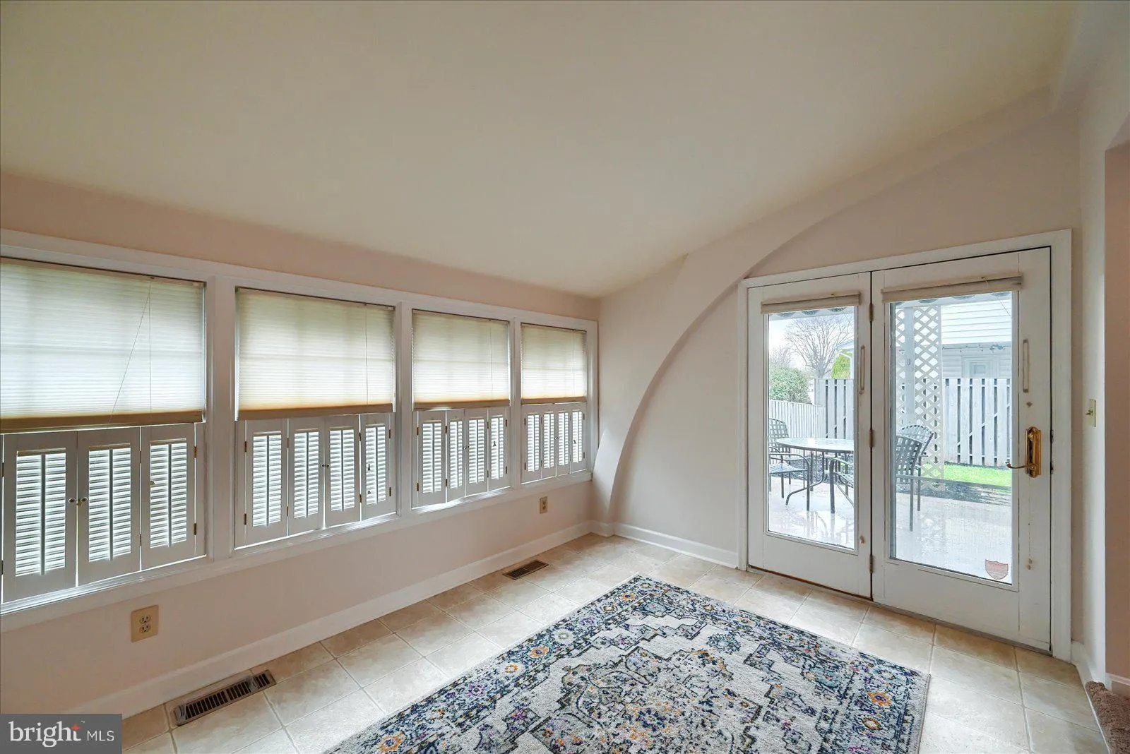 York, Pennsylvania 17402, United States, 2 Bedrooms Bedrooms, ,2 BathroomsBathrooms,Residential,Pending,99604