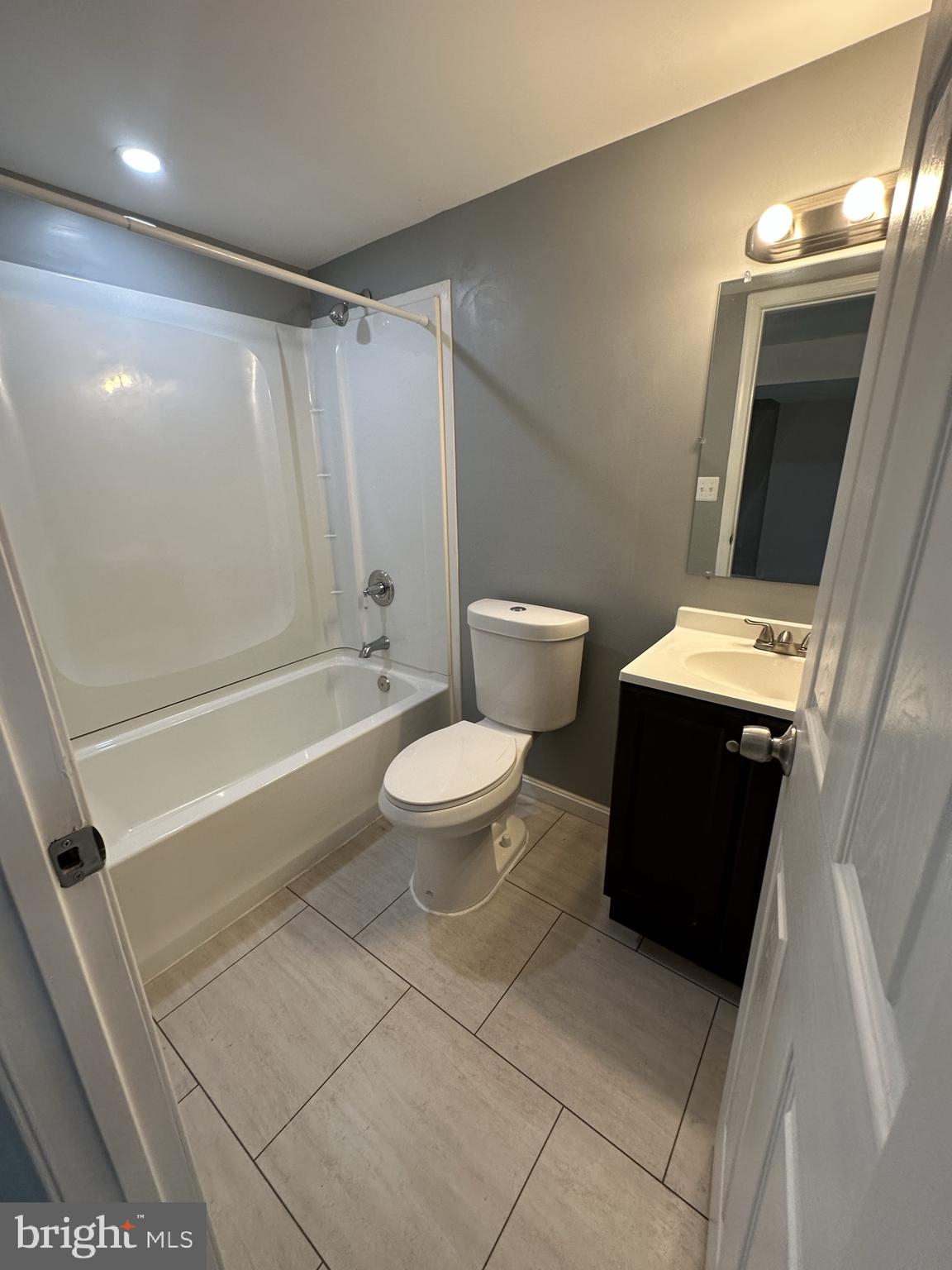 BRIDGEVIEW - GREENLAWN - Residential