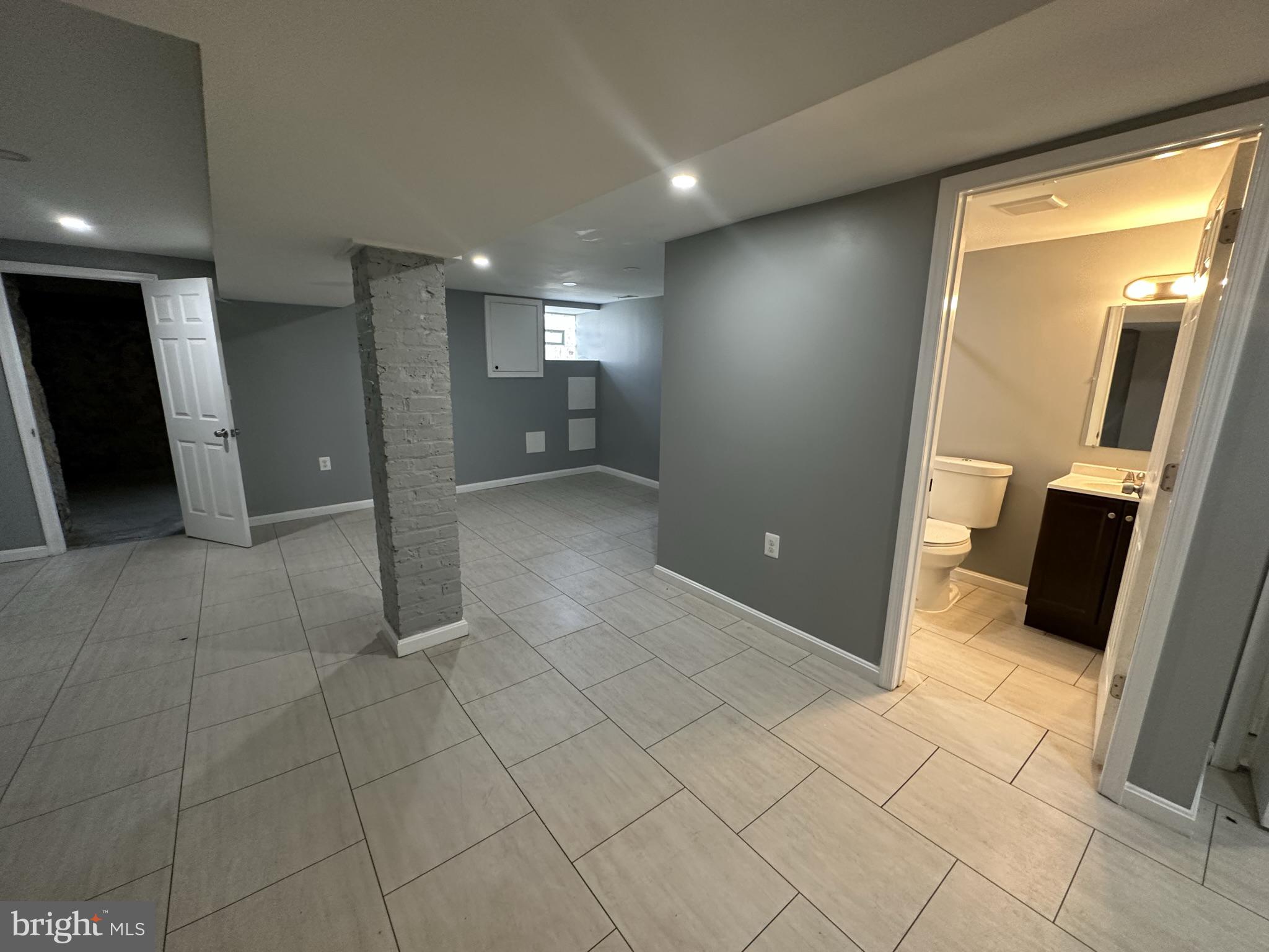 BRIDGEVIEW - GREENLAWN - Residential