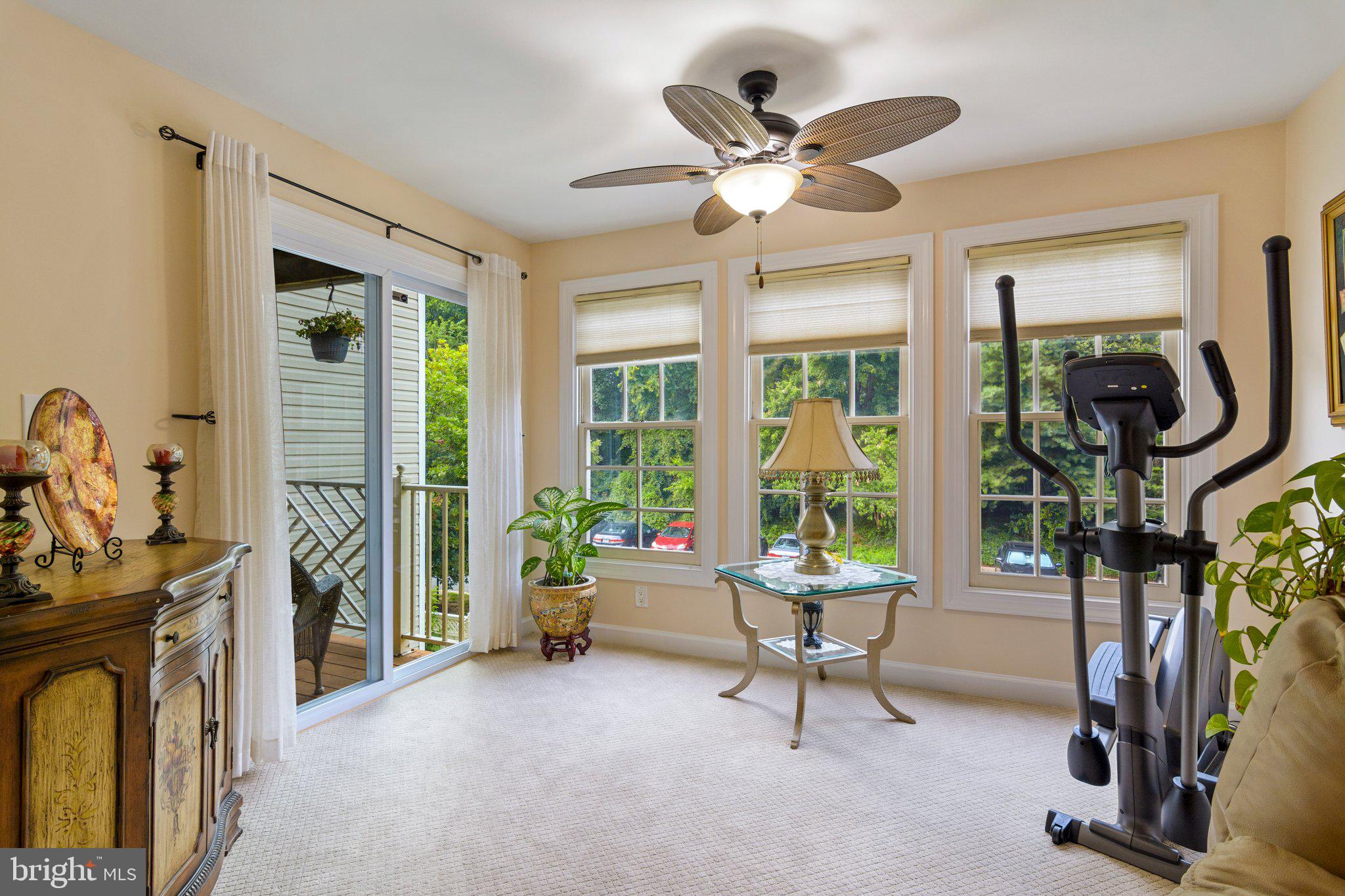 FAIRFIELD HOUSE - Residential