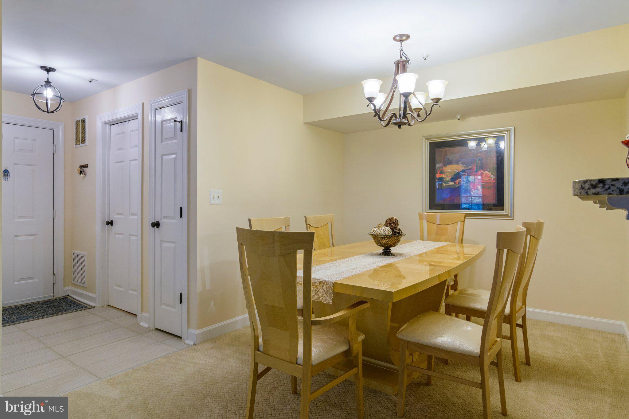 FAIRFIELD HOUSE - Residential