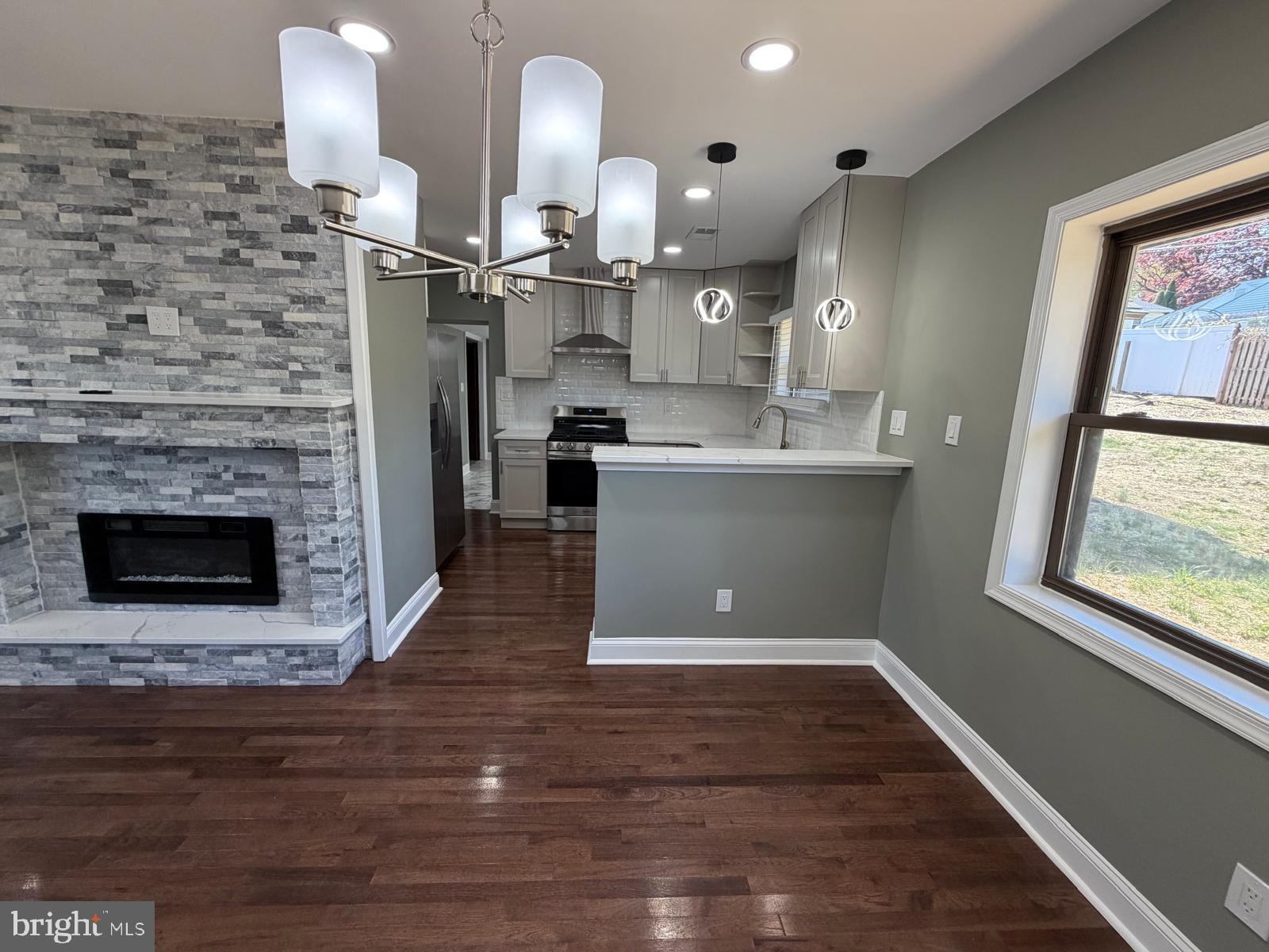 EVERGREEN TERRACE - Residential