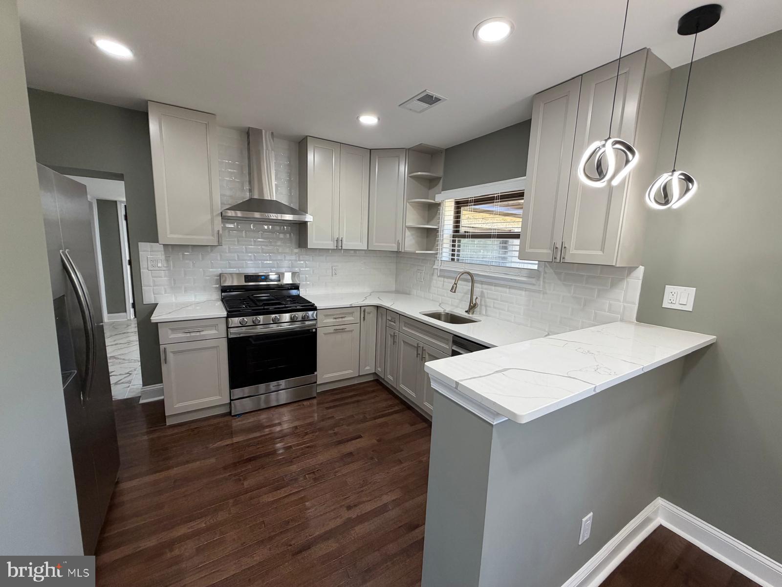 EVERGREEN TERRACE - Residential