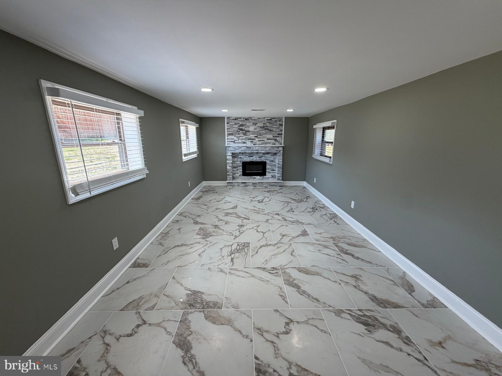 EVERGREEN TERRACE - Residential