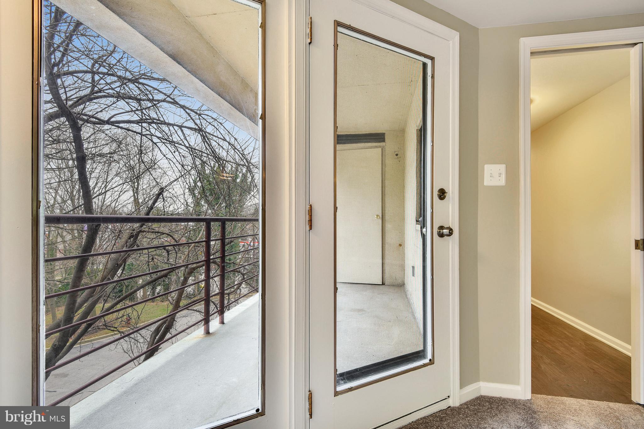 ROLAND PARK - Residential