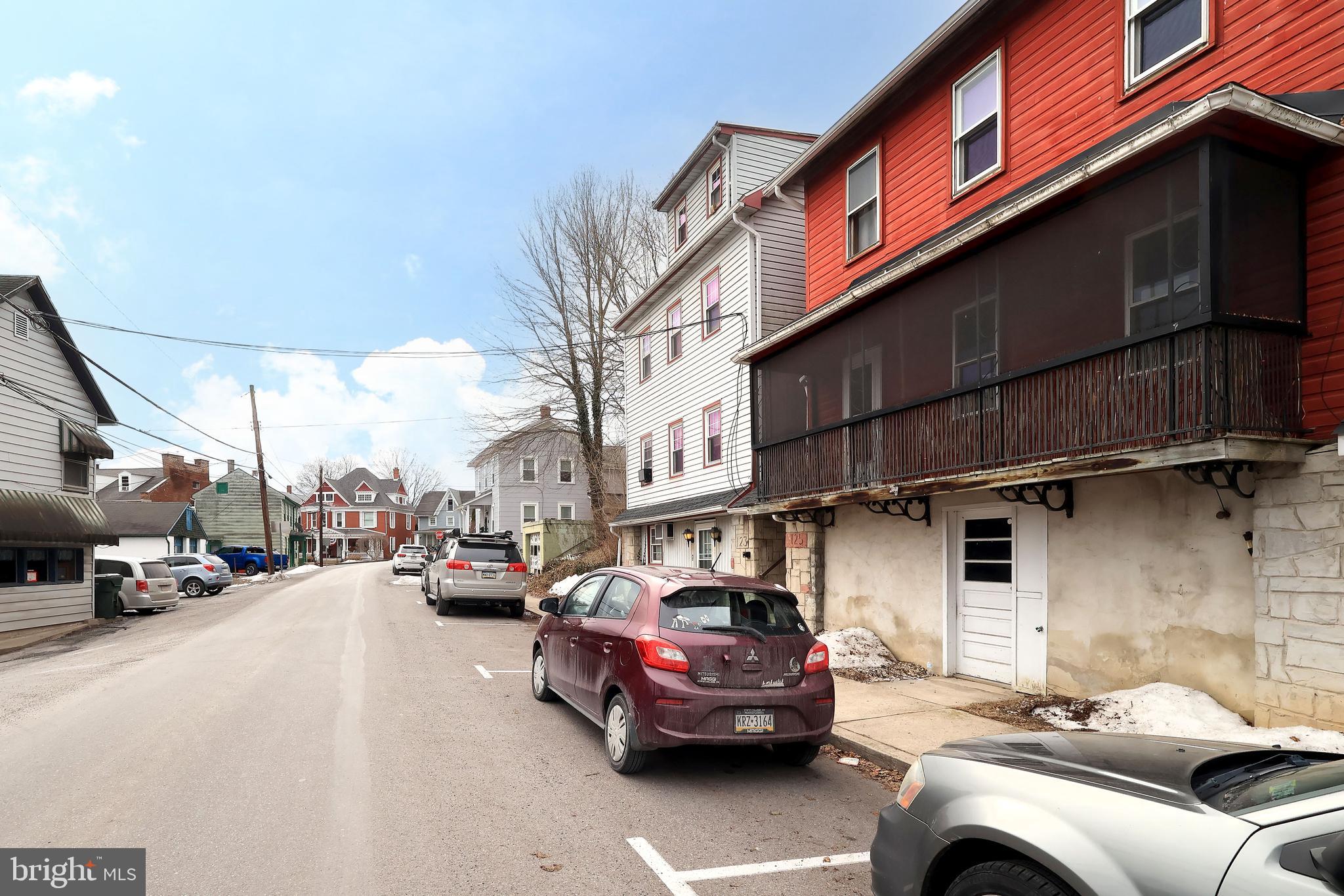 125 N THOMAS STREET