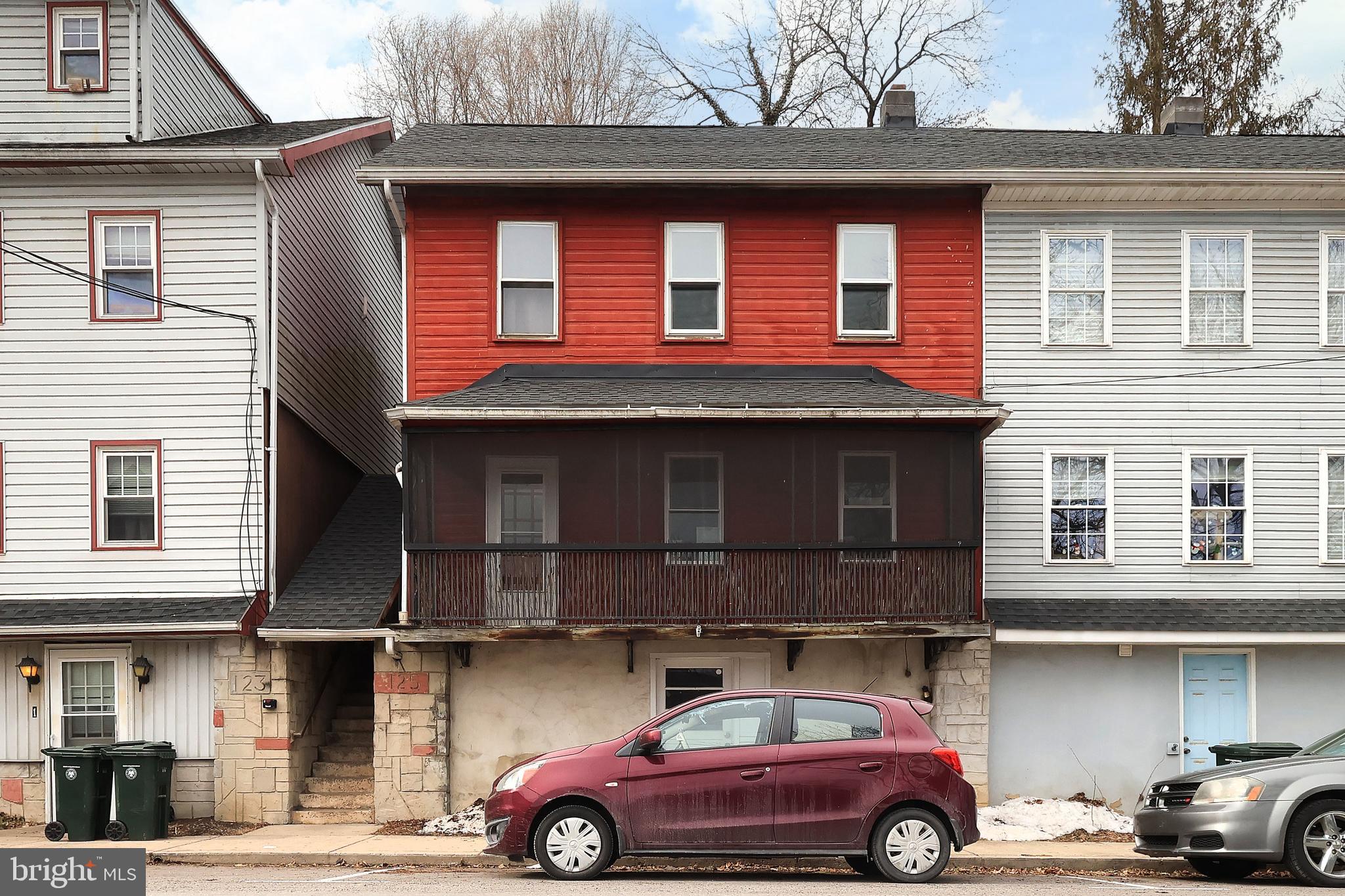 125 N THOMAS STREET