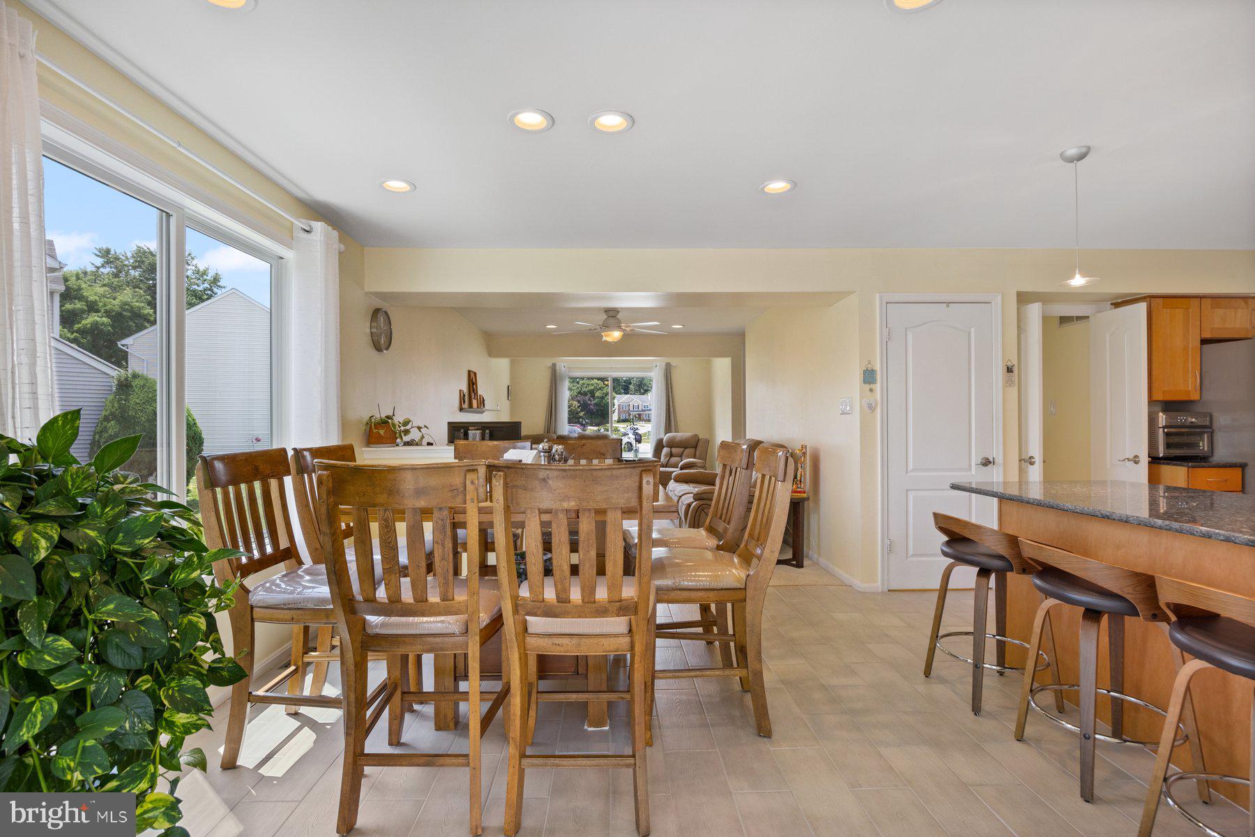 TIMBERGROVE - Residential