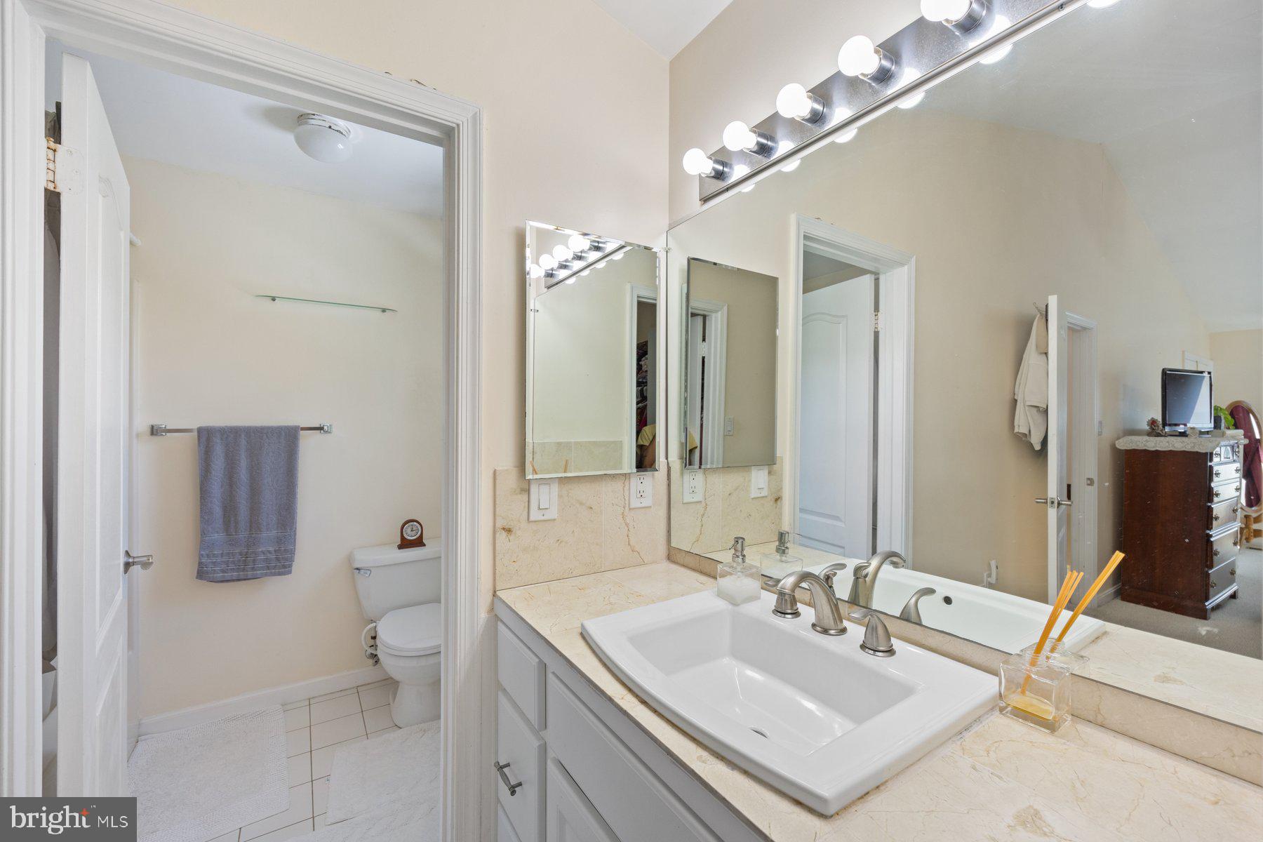 TIMBERGROVE - Residential