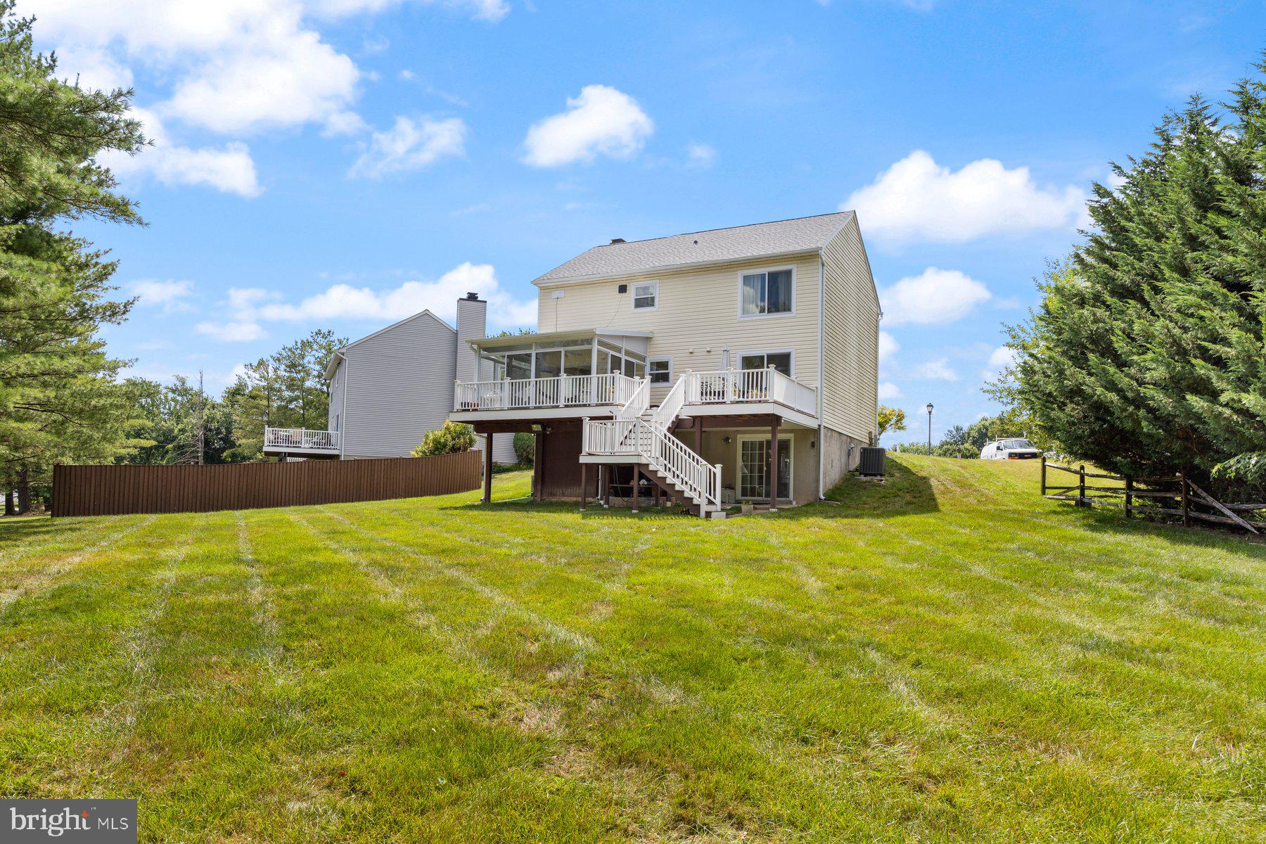 TIMBERGROVE - Residential